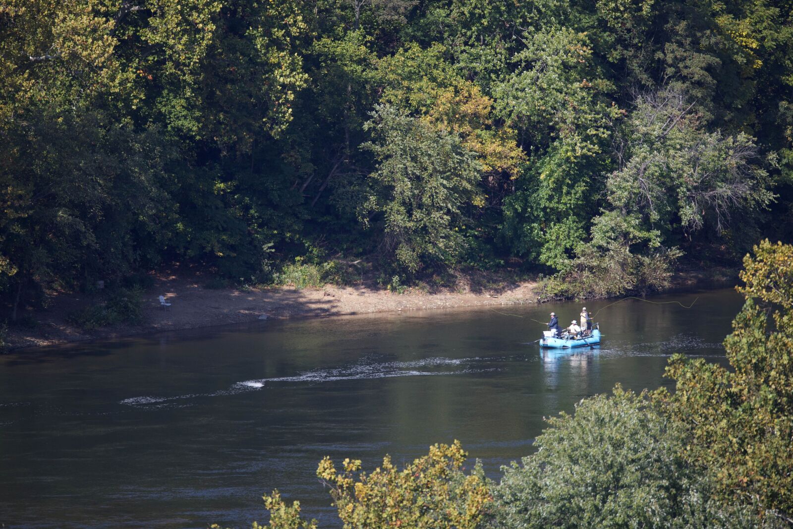 Canon EOS 5D Mark II sample photo. Boat, river, recreation, fishermen photography