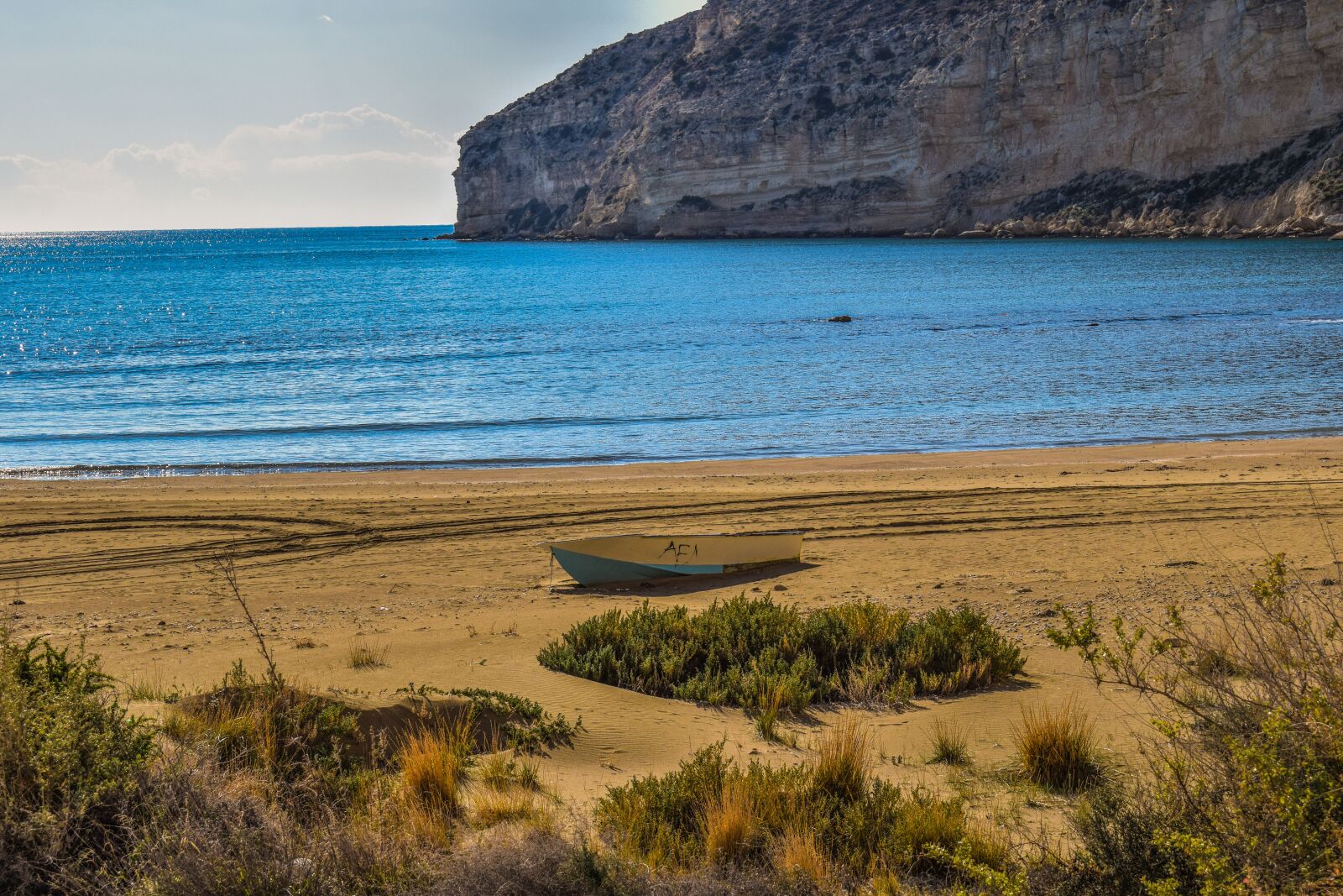 Nikon D3300 sample photo. Beach, cliffs, sea photography