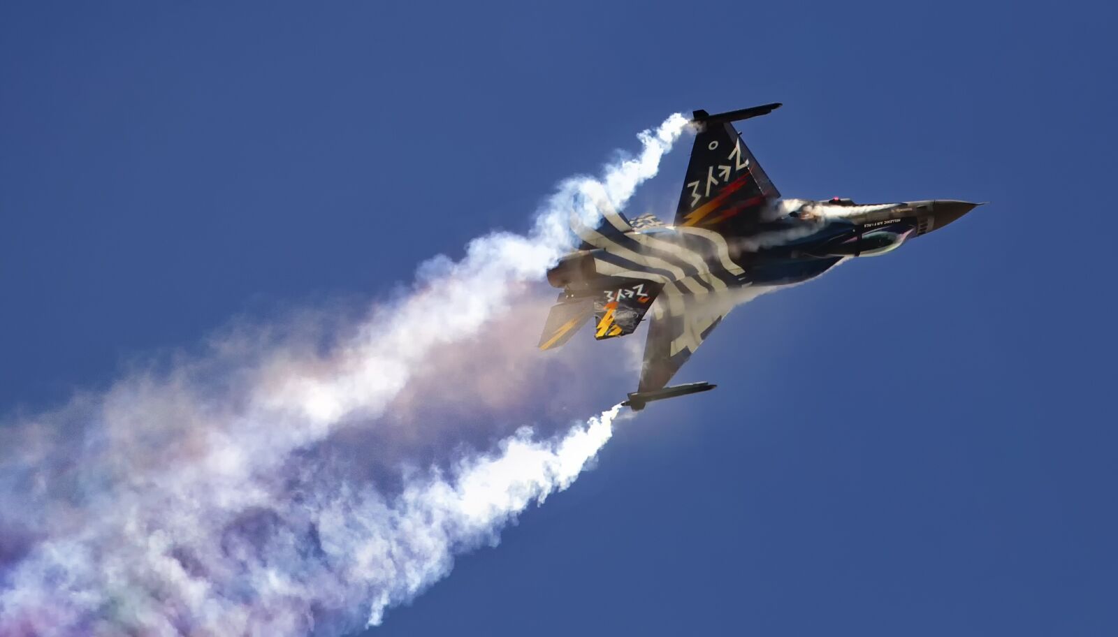 Canon EF 500mm F4L IS USM sample photo. Fighter jet, air show photography