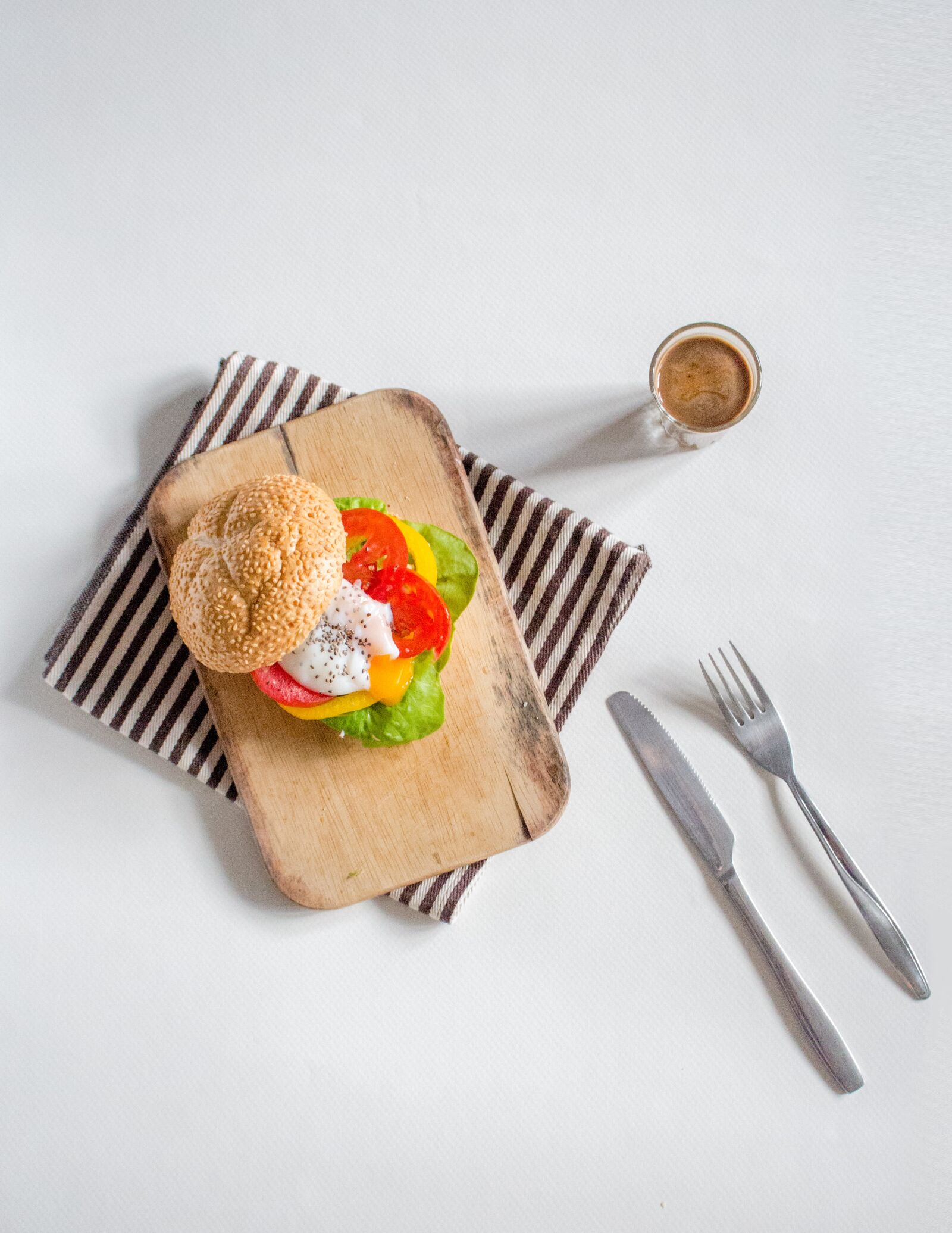 Canon EOS 700D (EOS Rebel T5i / EOS Kiss X7i) sample photo. Breakfast, egg, coffee photography