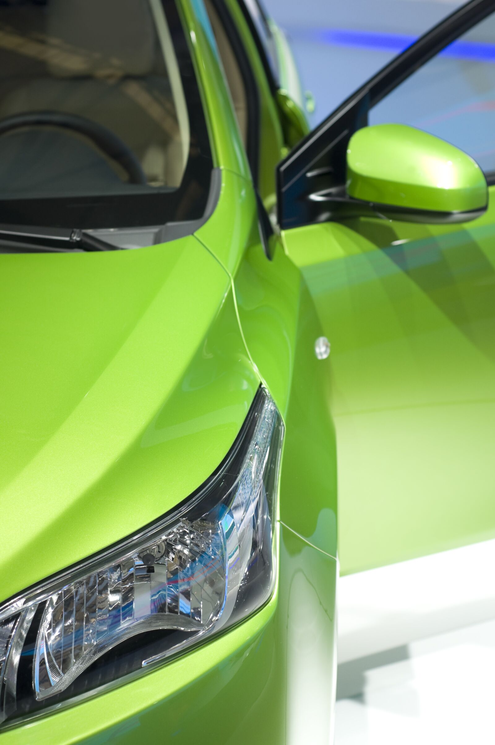 Nikon D90 sample photo. Green, car, traffic photography