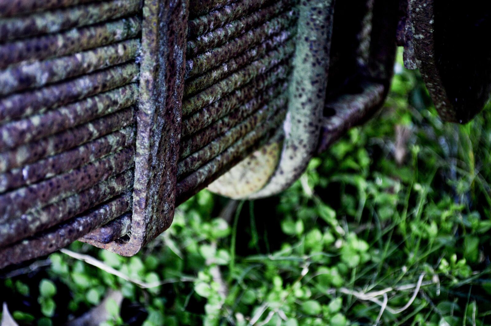 Nikon D3200 sample photo. Iron, background, metal photography