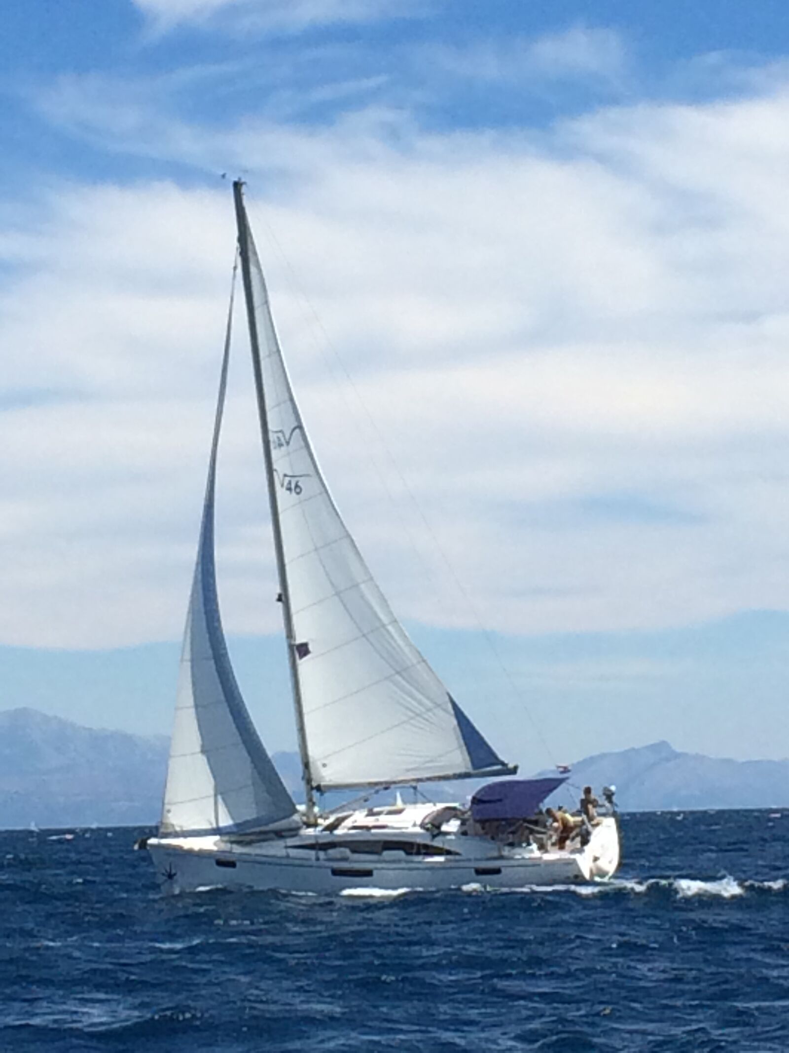 iPhone 5s back camera 4.15mm f/2.2 sample photo. Sail, wind, water photography