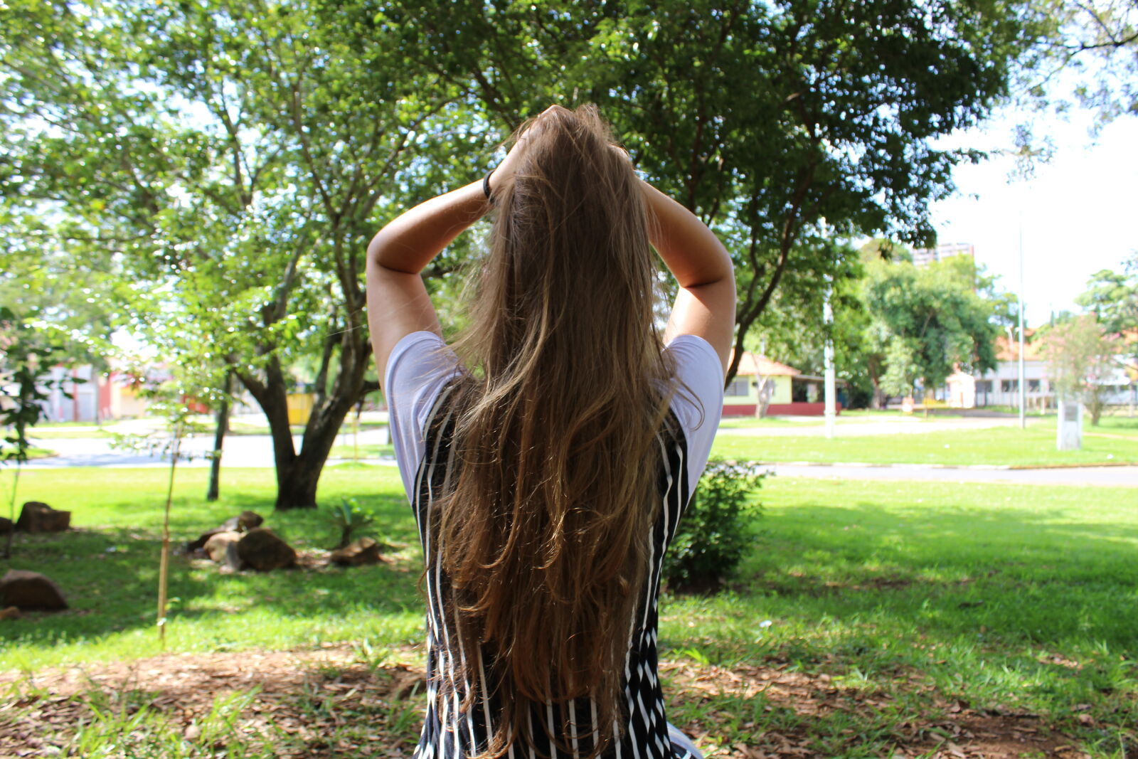 Canon EOS 1200D (EOS Rebel T5 / EOS Kiss X70 / EOS Hi) sample photo. Girl, hair, natural photography