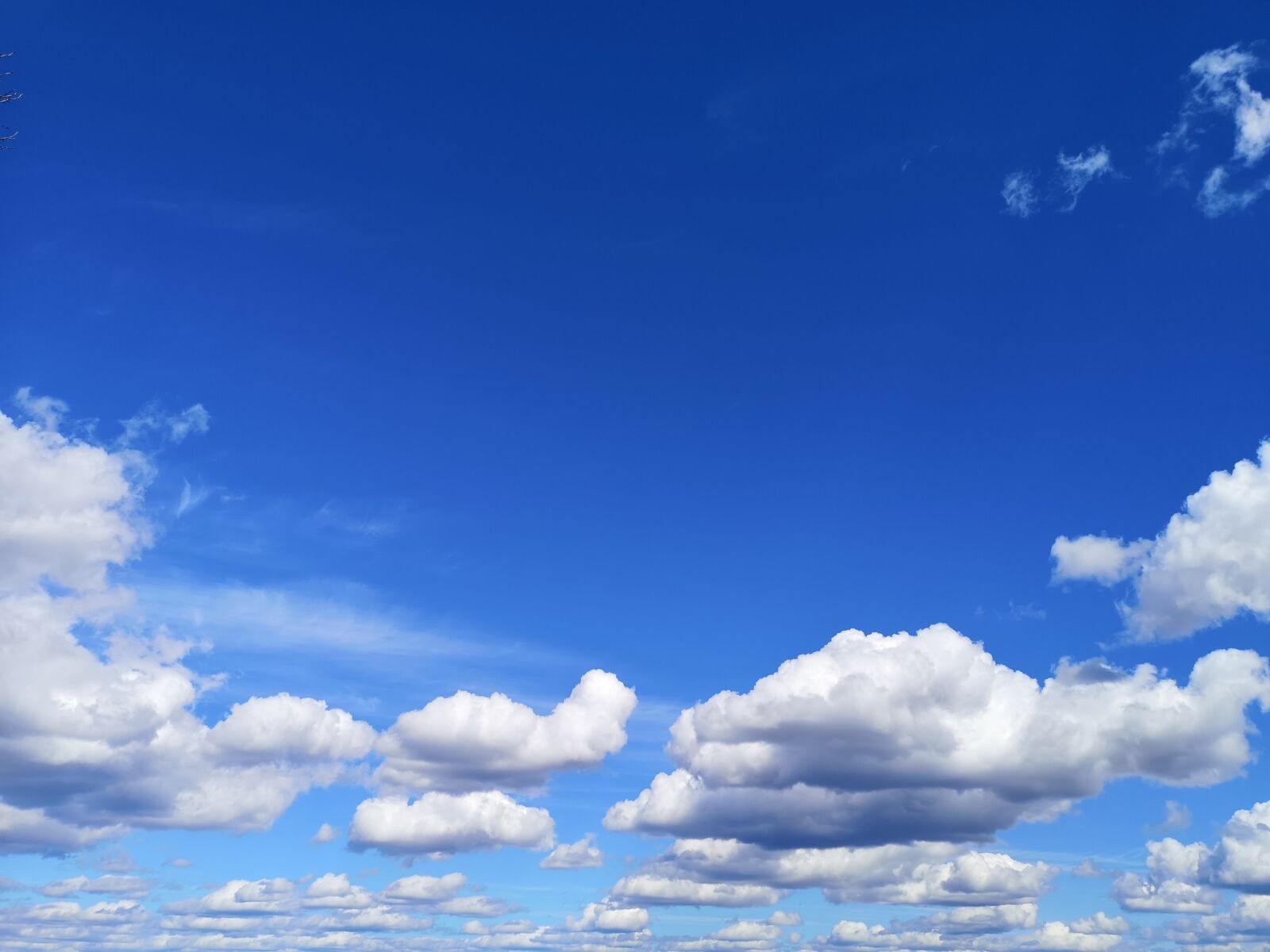 HUAWEI CLT-L29 sample photo. Sky, clouds, blue photography