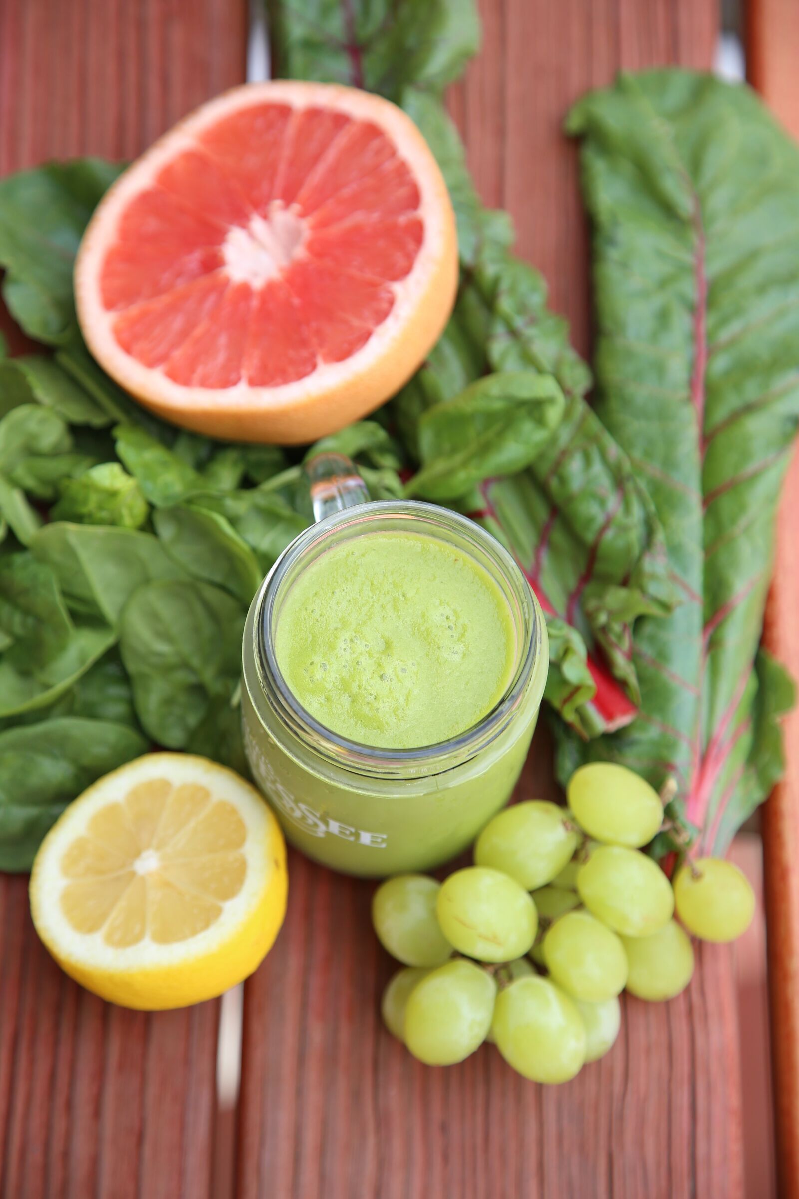 Canon EOS 6D + Canon EF 24-105mm F4L IS USM sample photo. Food, smoothie, drink photography
