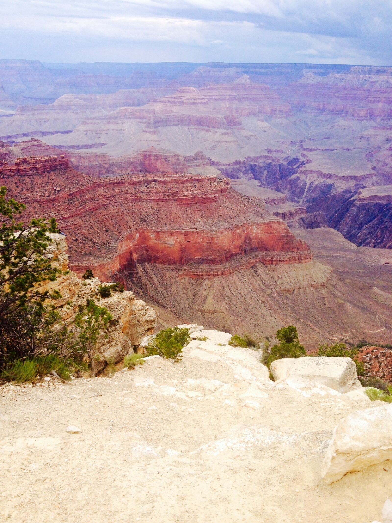 iPhone 4S back camera 4.28mm f/2.4 sample photo. Grand canyon, arizona, park photography