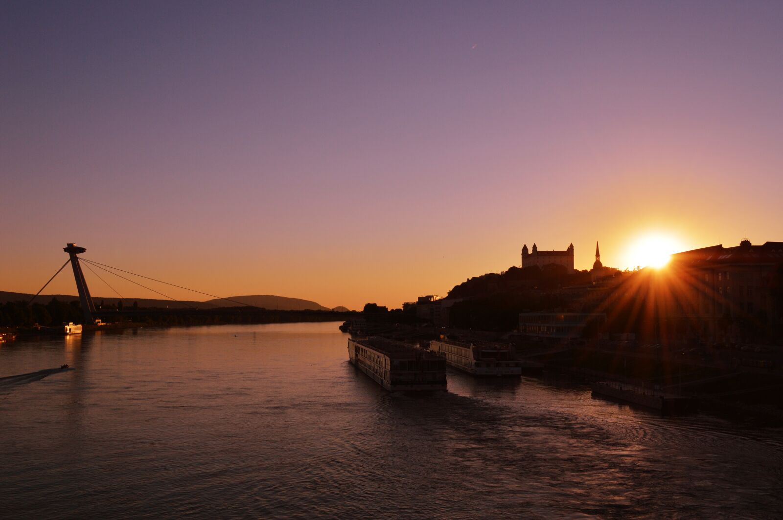 Nikon D3200 sample photo. Bratislava, slovakia, bridge photography