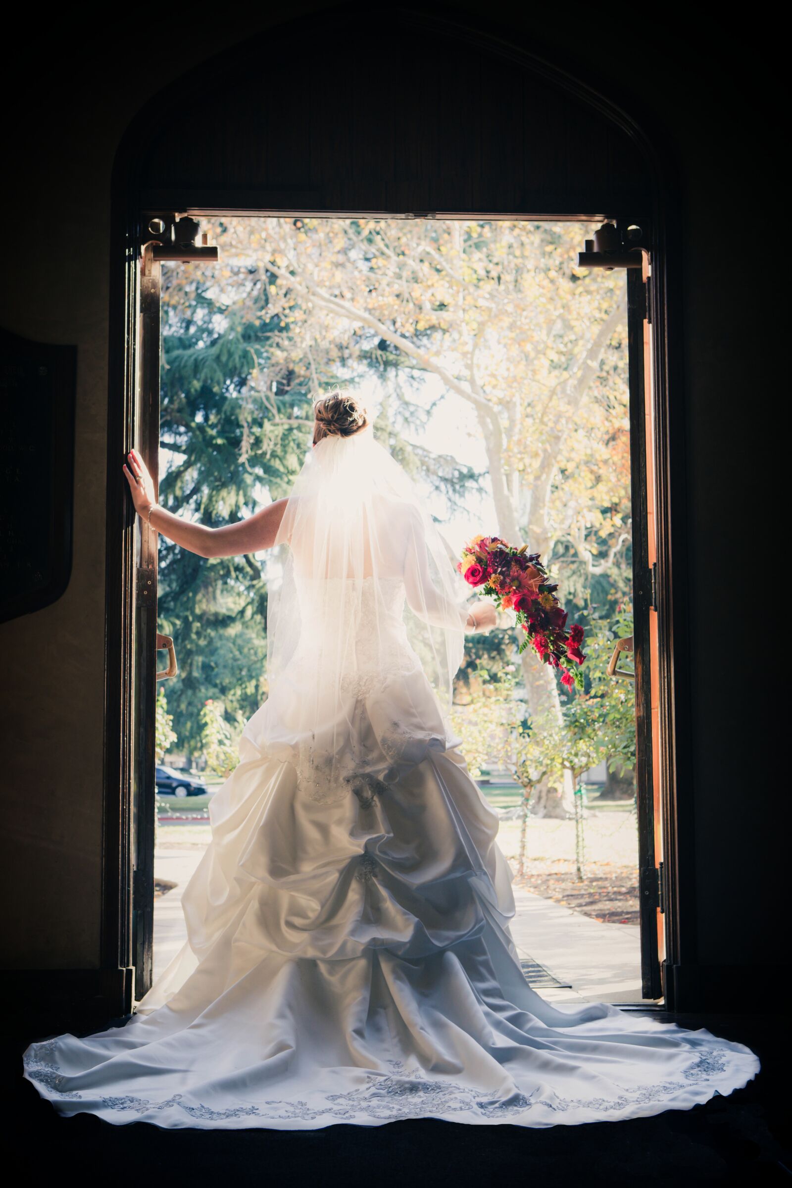 Canon EF 24-70mm F2.8L USM sample photo. Beautiful, dress, bride photography