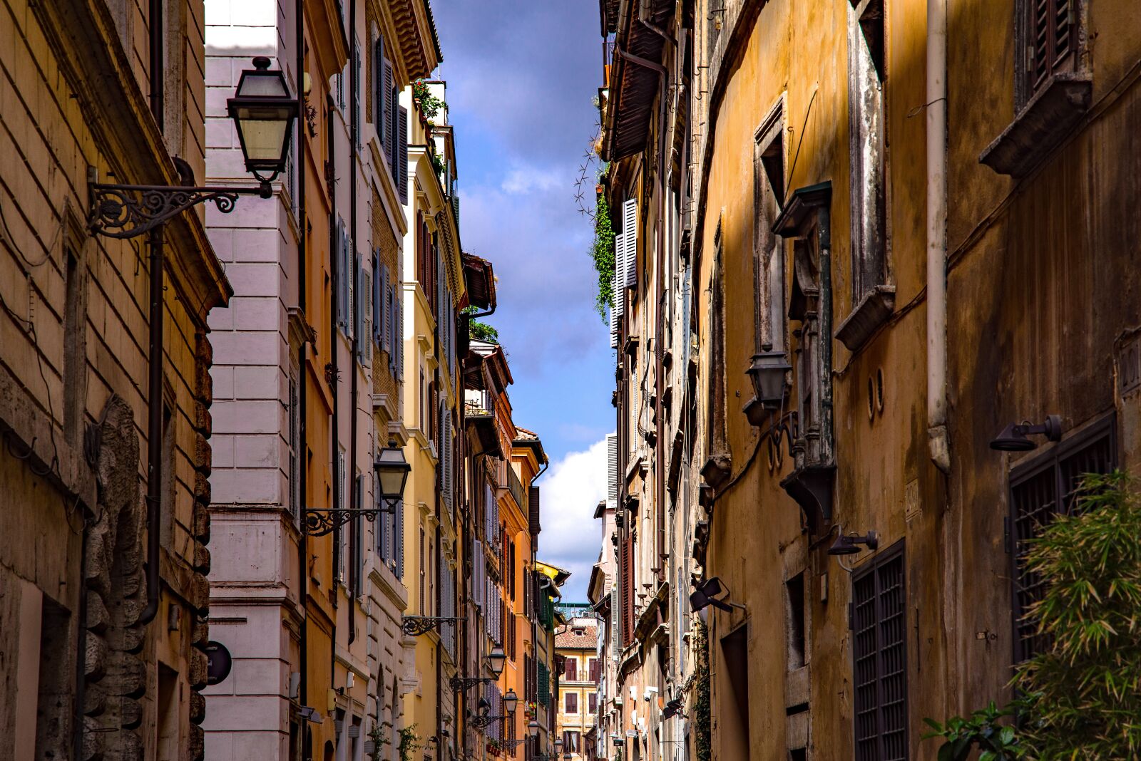 Pentax K-1 Mark II sample photo. Street, facade, building photography