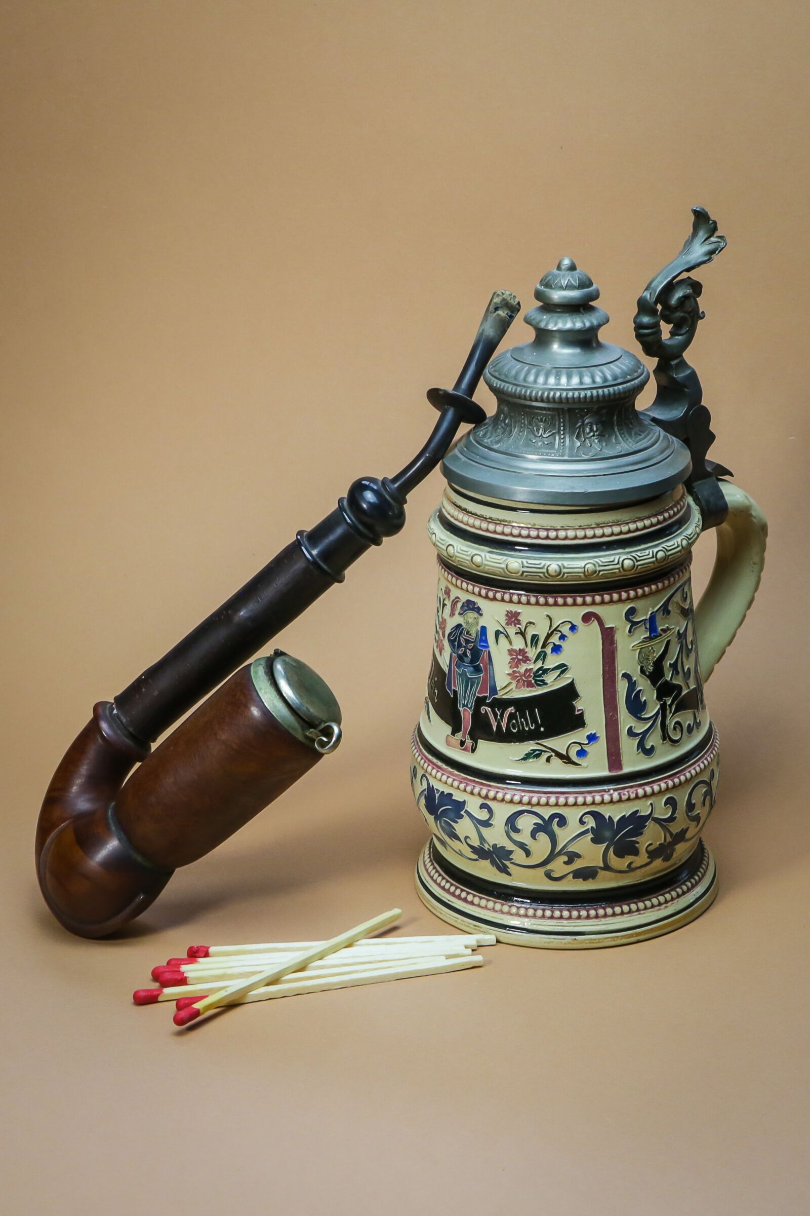 Canon EOS 5D Mark III sample photo. Pipe, beer mug, krug photography
