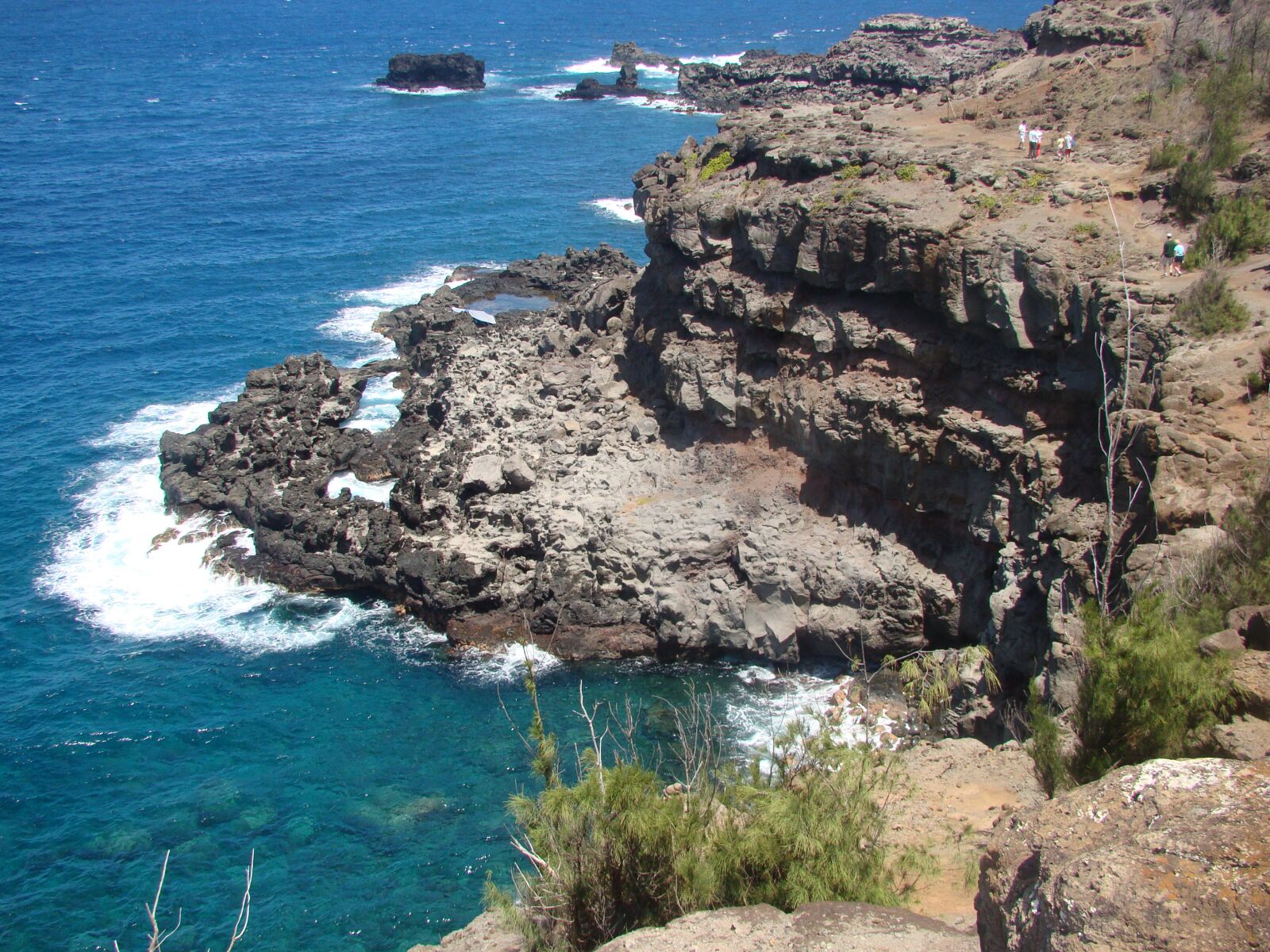 Sony Cyber-shot DSC-H50 sample photo. Ocean, coast, beach photography