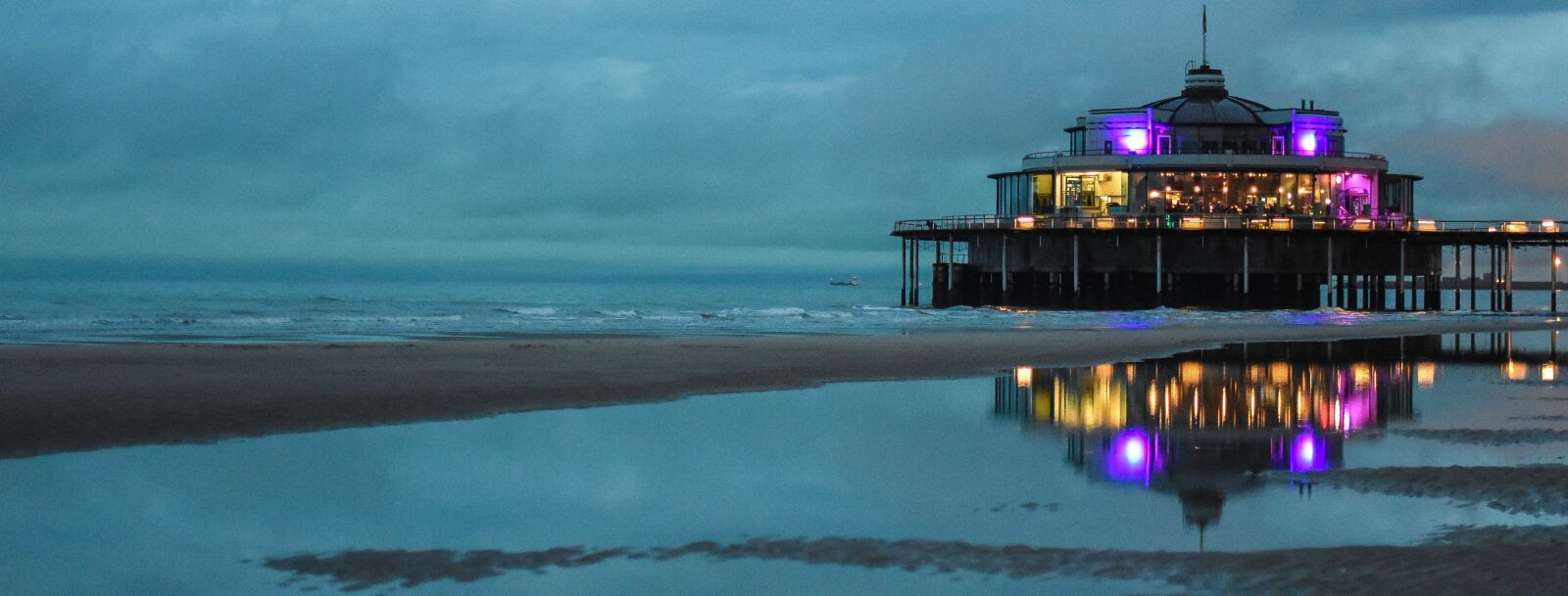 Nikon D7200 sample photo. Pier, blankenberge, sea photography