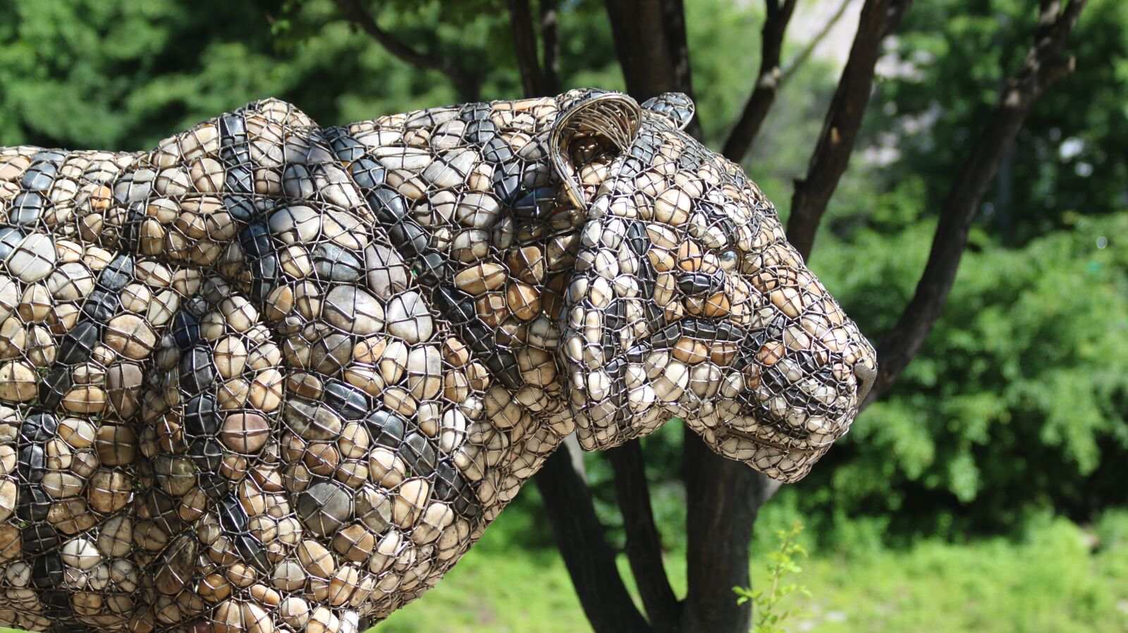 Canon EOS 750D (EOS Rebel T6i / EOS Kiss X8i) sample photo. Sculpture, tiger, works of photography