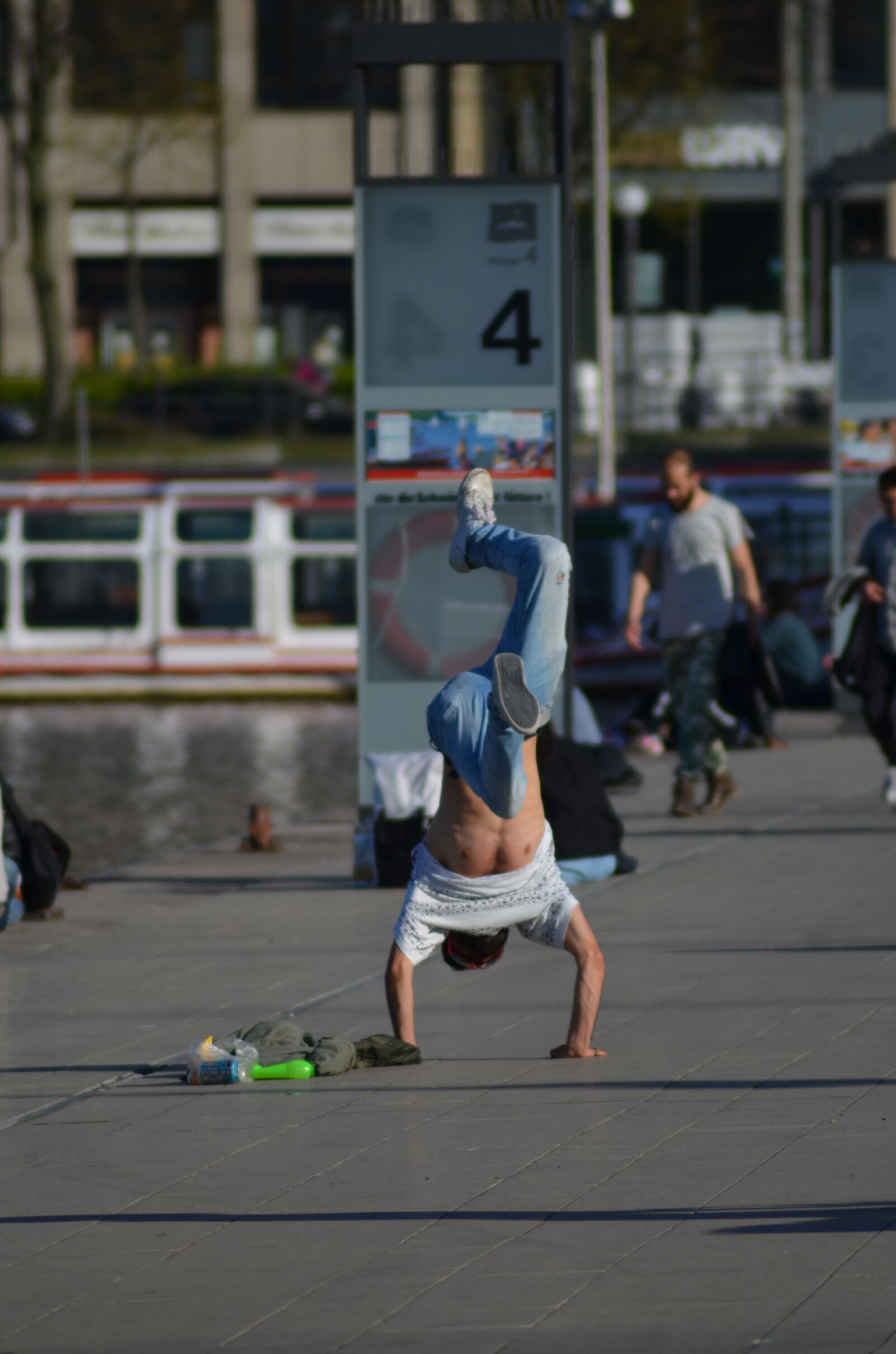 Nikon D5100 sample photo. Handstand, cartwheel, alster photography