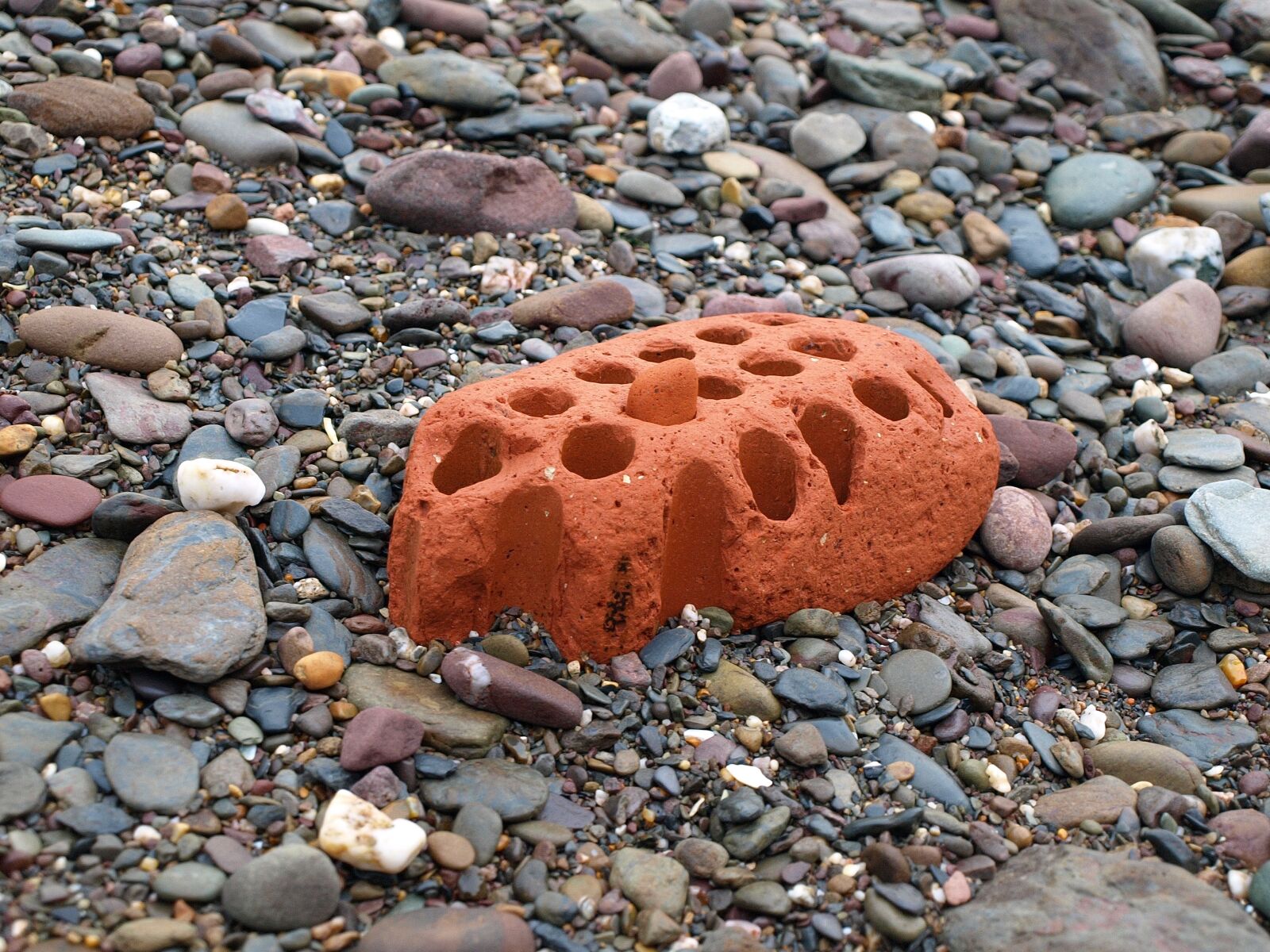 Olympus E-510 (EVOLT E-510) sample photo. Brick, stones, unusual photography