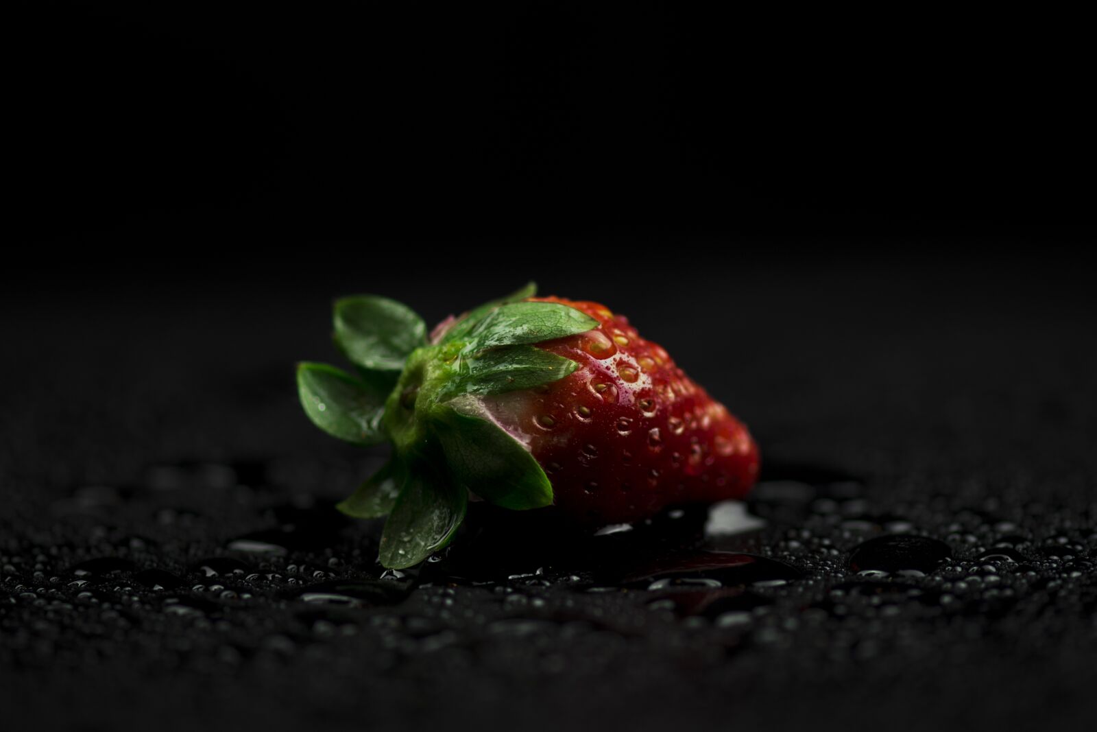 Nikon D5600 sample photo. Food, nature, leaf photography
