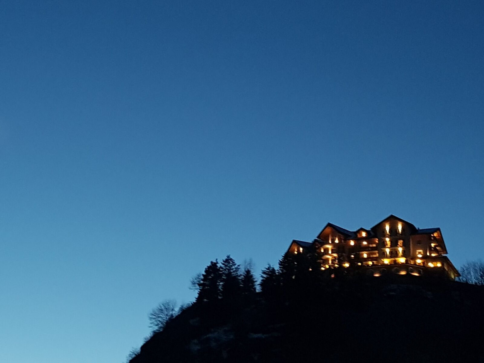 Samsung Galaxy S8 sample photo. House, italy, dolomites photography