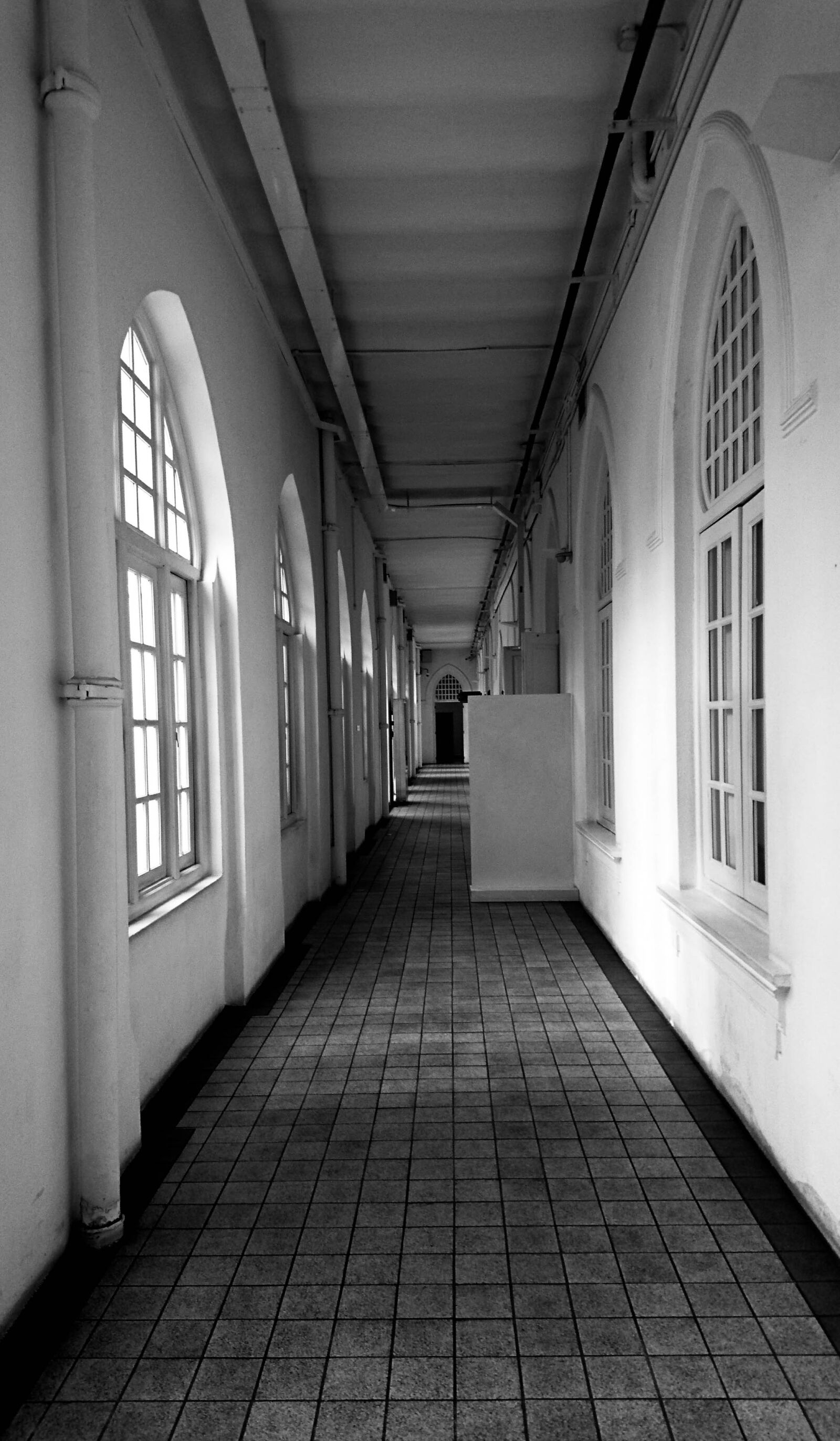 Sony Xperia Z5 sample photo. Black, and, white, depth photography