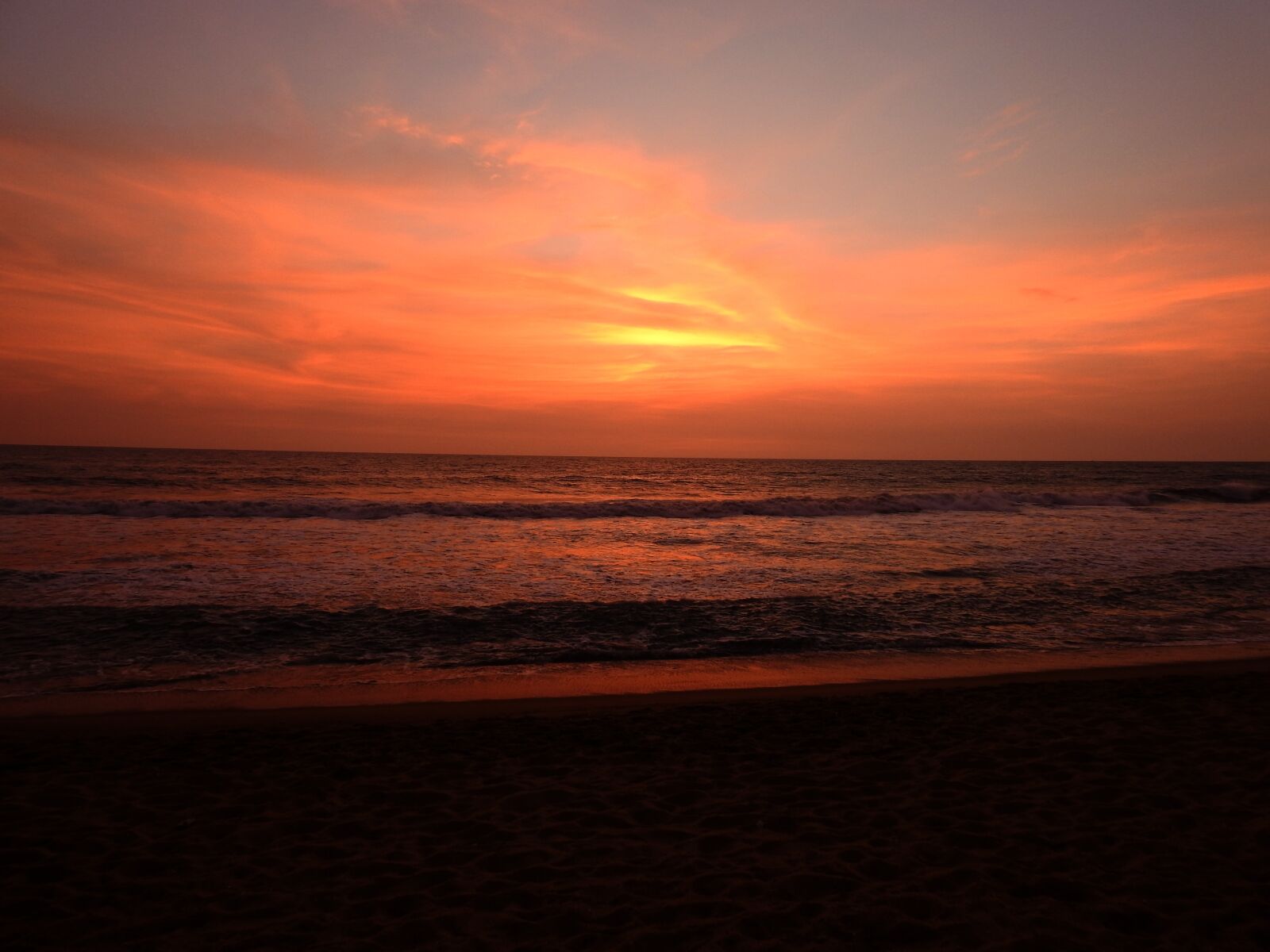 Nikon Coolpix P900 sample photo. Sri lanka, sunset, dusk photography