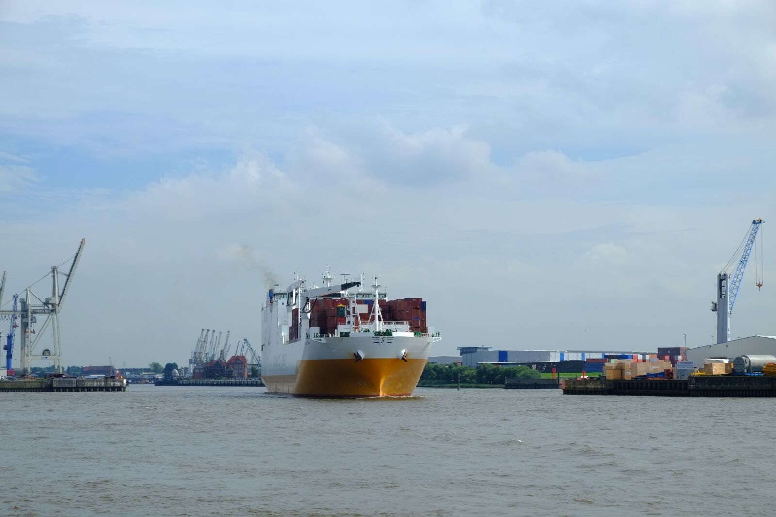 Fujifilm X-E1 sample photo. Container ship, nautical vessel photography