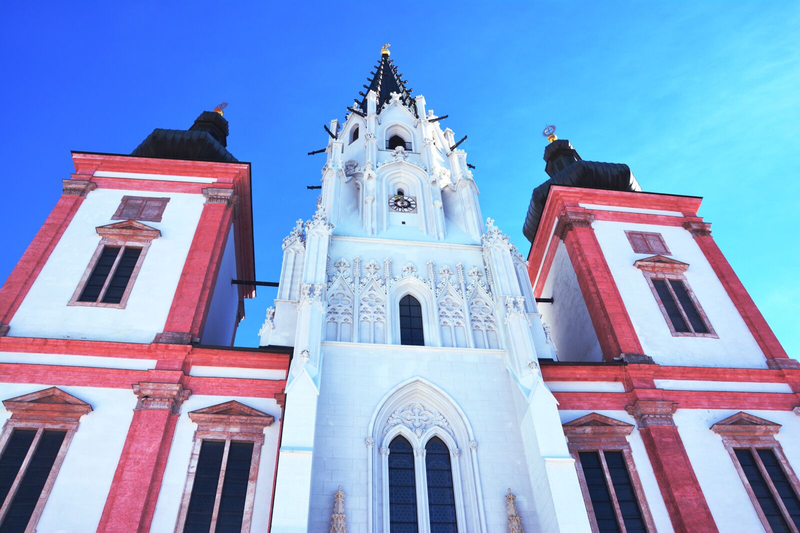 Nikon D5200 sample photo. Architecture, building, city photography