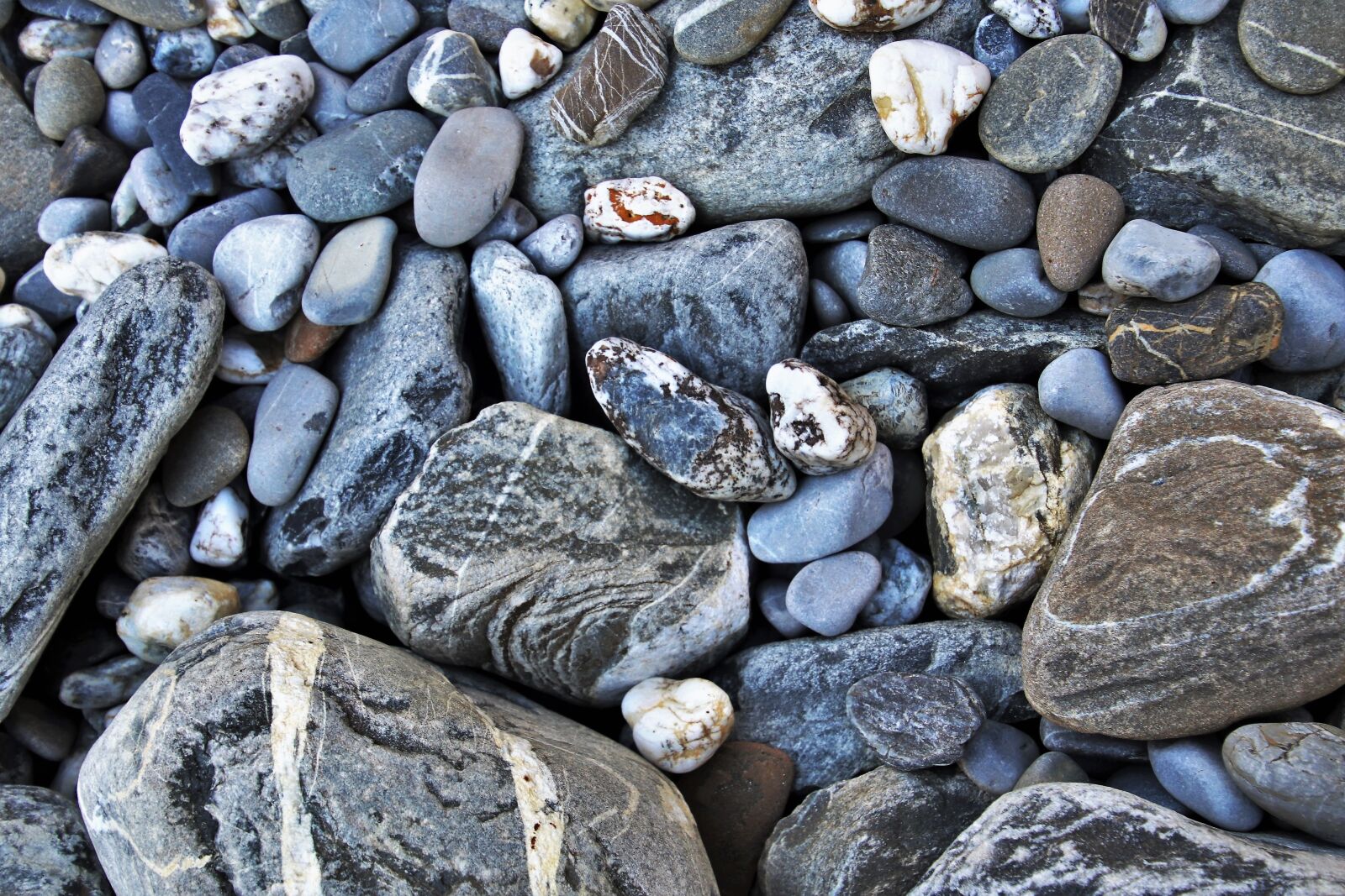 Canon EOS 80D sample photo. The stones, gray, rough photography