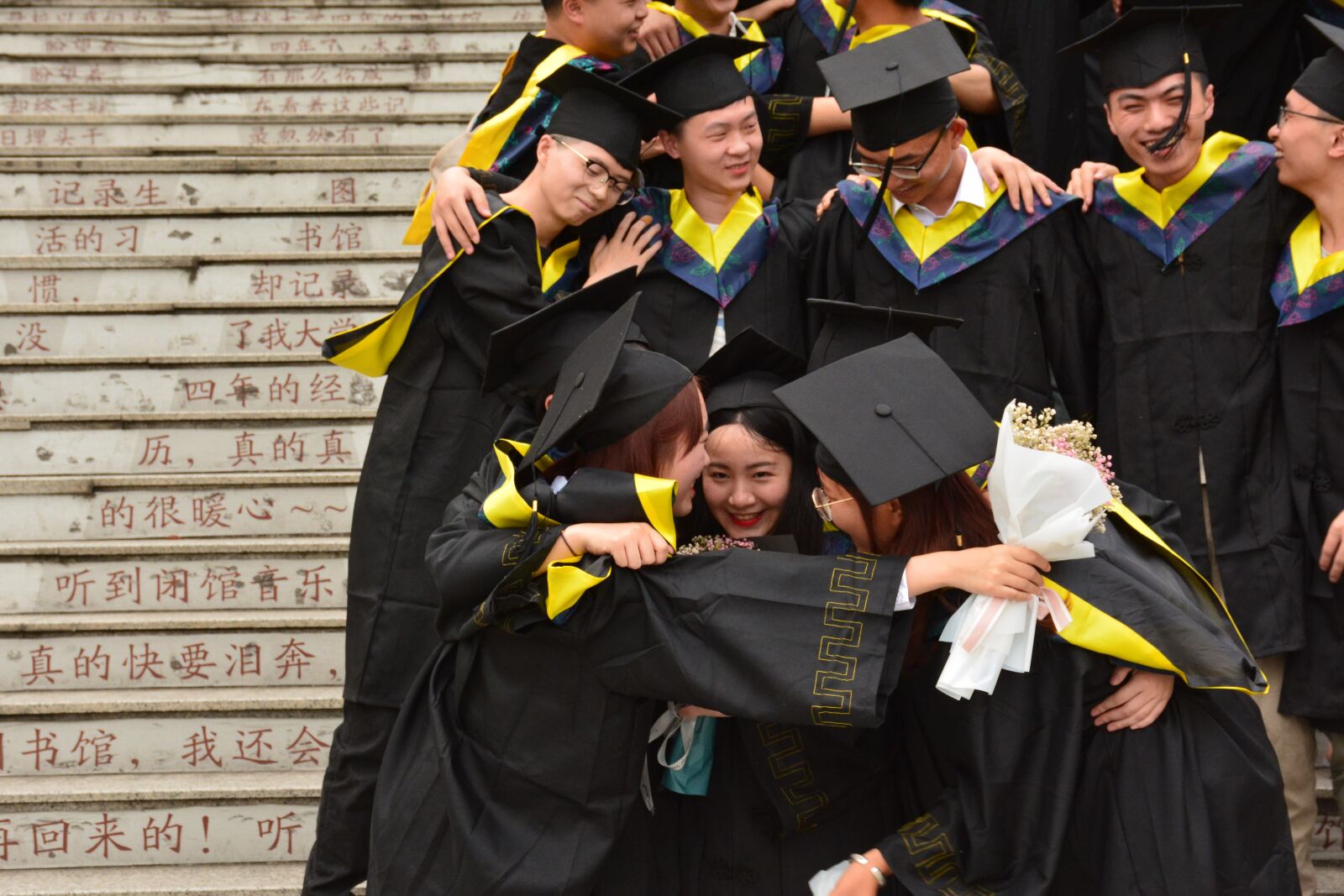 Nikon D7100 sample photo. Parting, hugs, separation photography