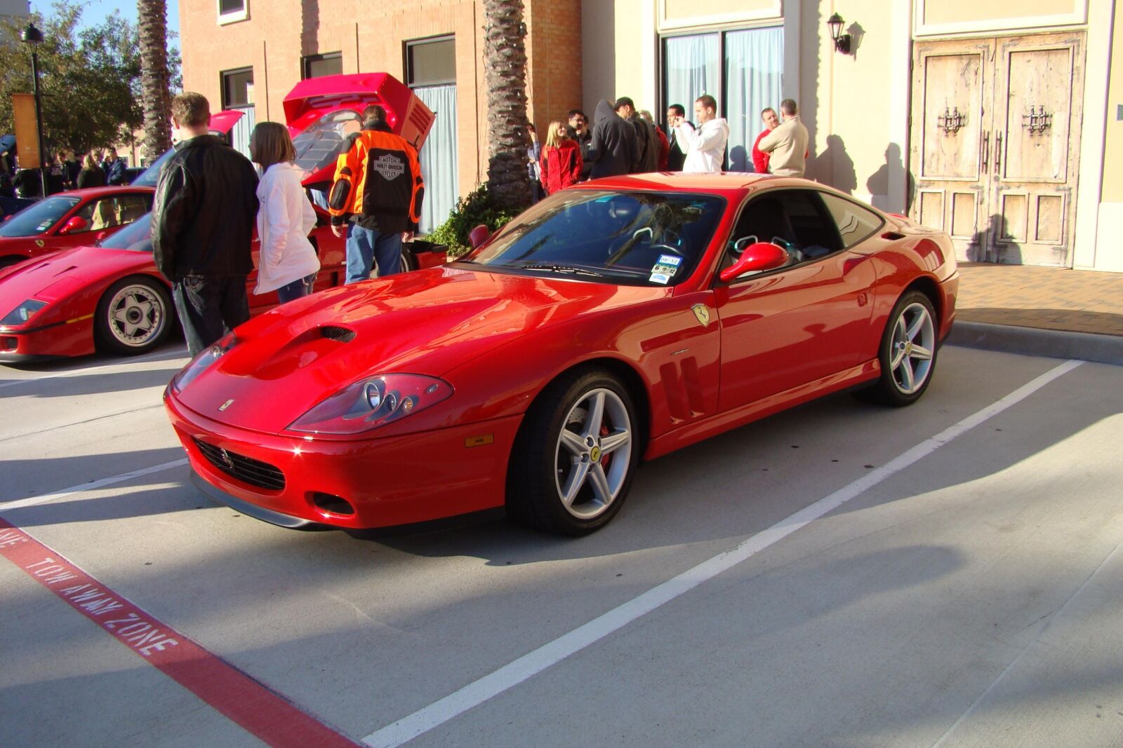 Sony DSC-H9 sample photo. Ferrari, exotic car, car photography