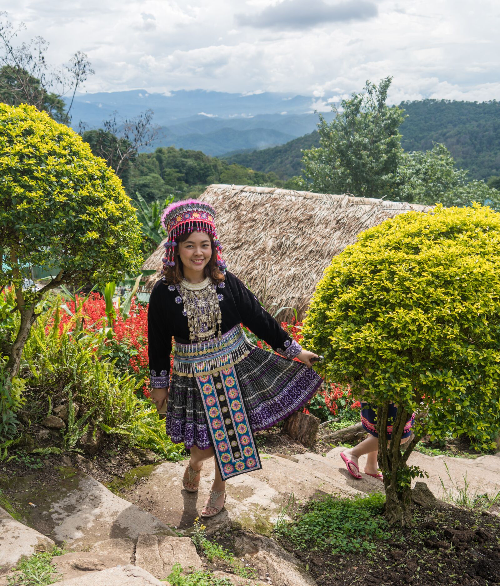Sony a7R II + Sony FE 24-240mm F3.5-6.3 OSS sample photo. Chiang mai, girl, woman photography