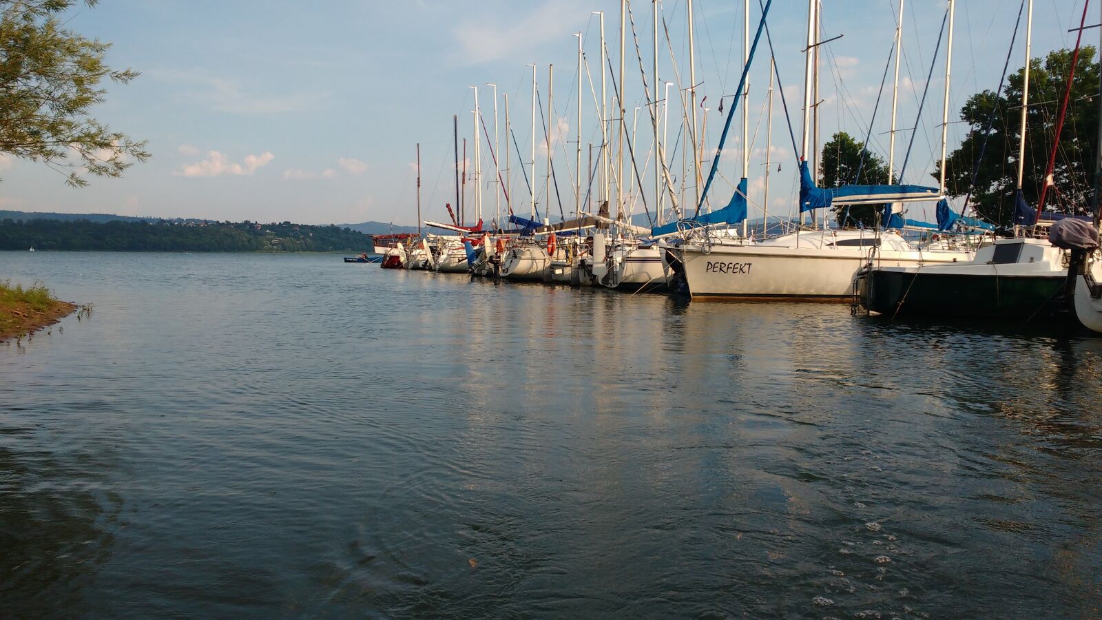 Motorola MotoG3 sample photo. Sailboats, haven, lake photography