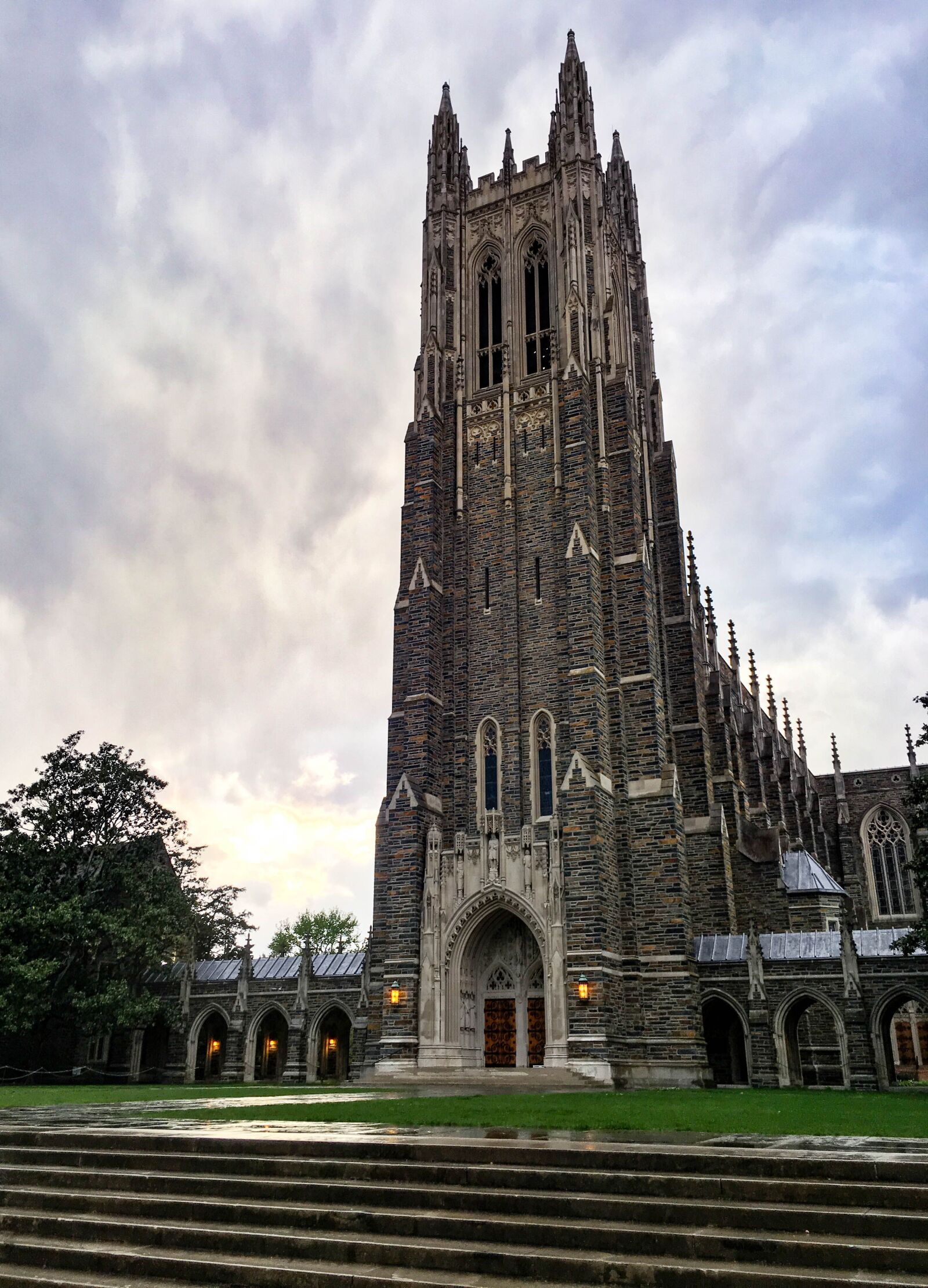 Apple iPhone 6s sample photo. Chapel, duke, sky photography