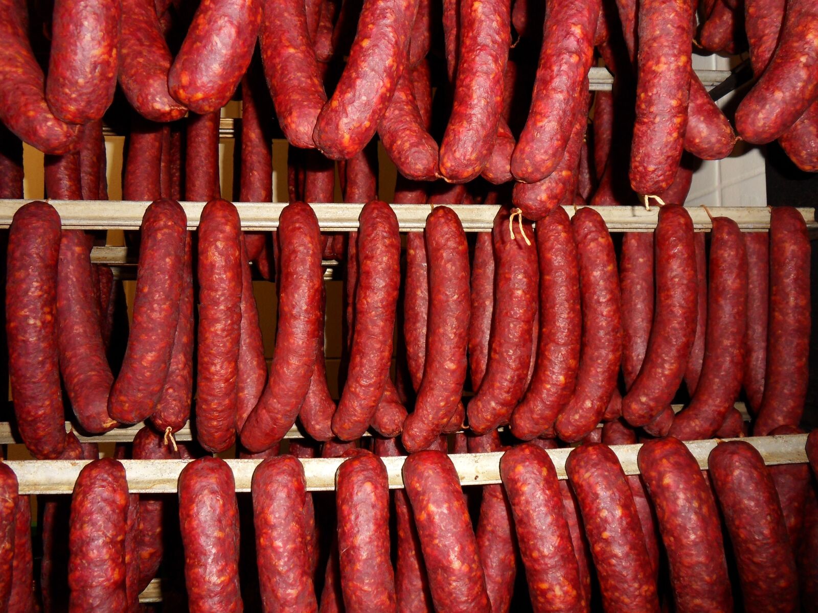 Samsung WB500, WB510 / VLUU WB500 /  HZ10W sample photo. Food, sausage, hot photography