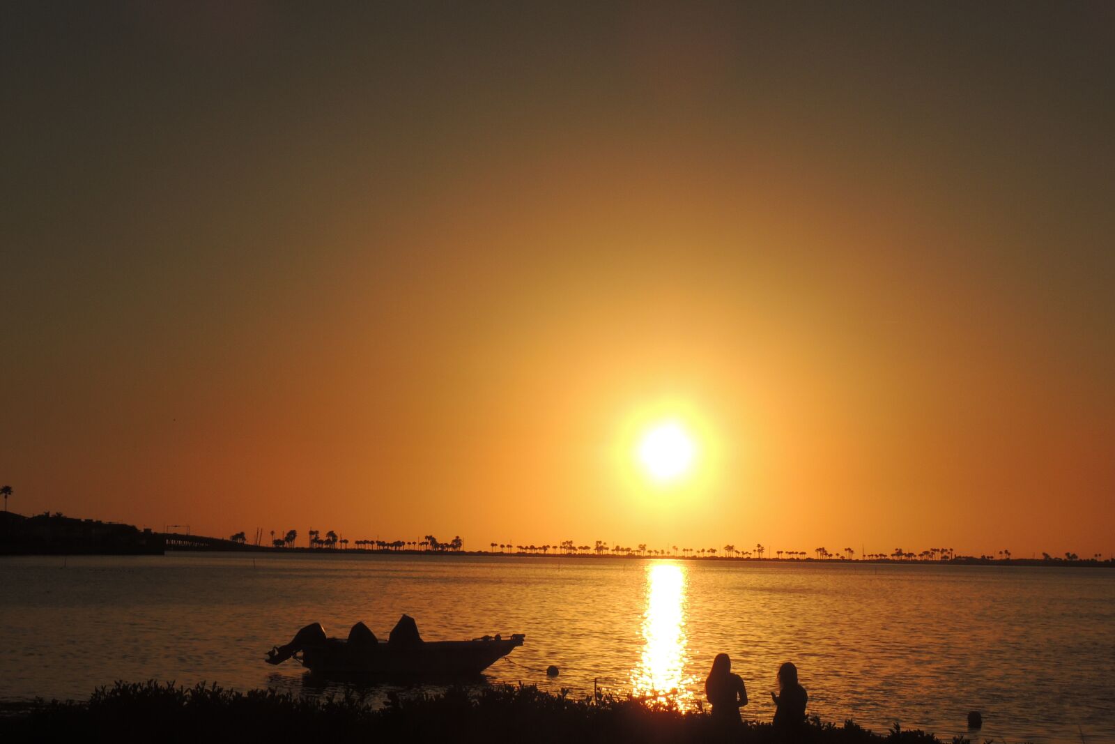 Nikon Coolpix P510 sample photo. Sunset, beach, water photography