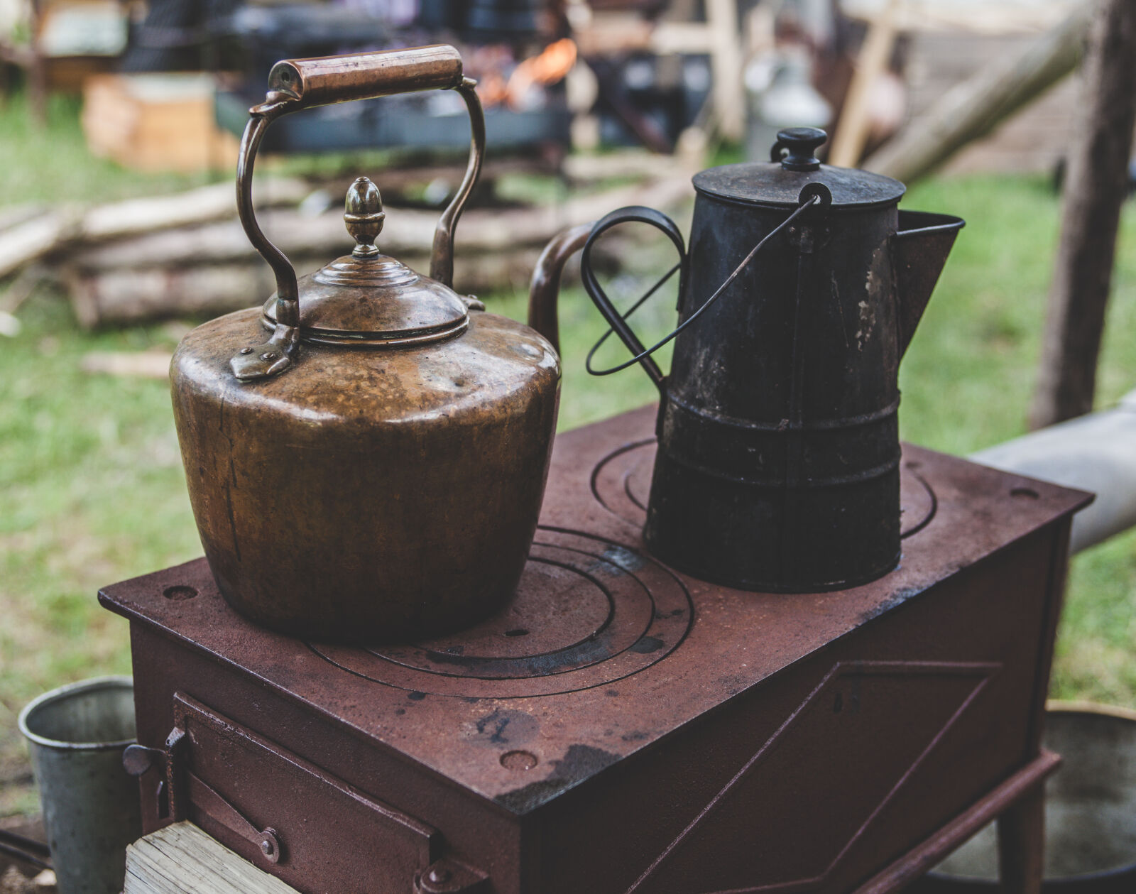 Canon EF 28-70mm f/2.8L USM sample photo. Brass, kettle photography