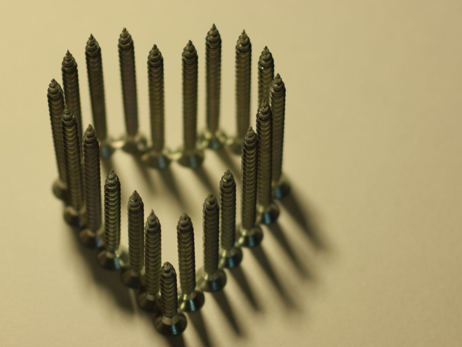 Olympus E-520 (EVOLT E-520) sample photo. Screws, heart, figure photography