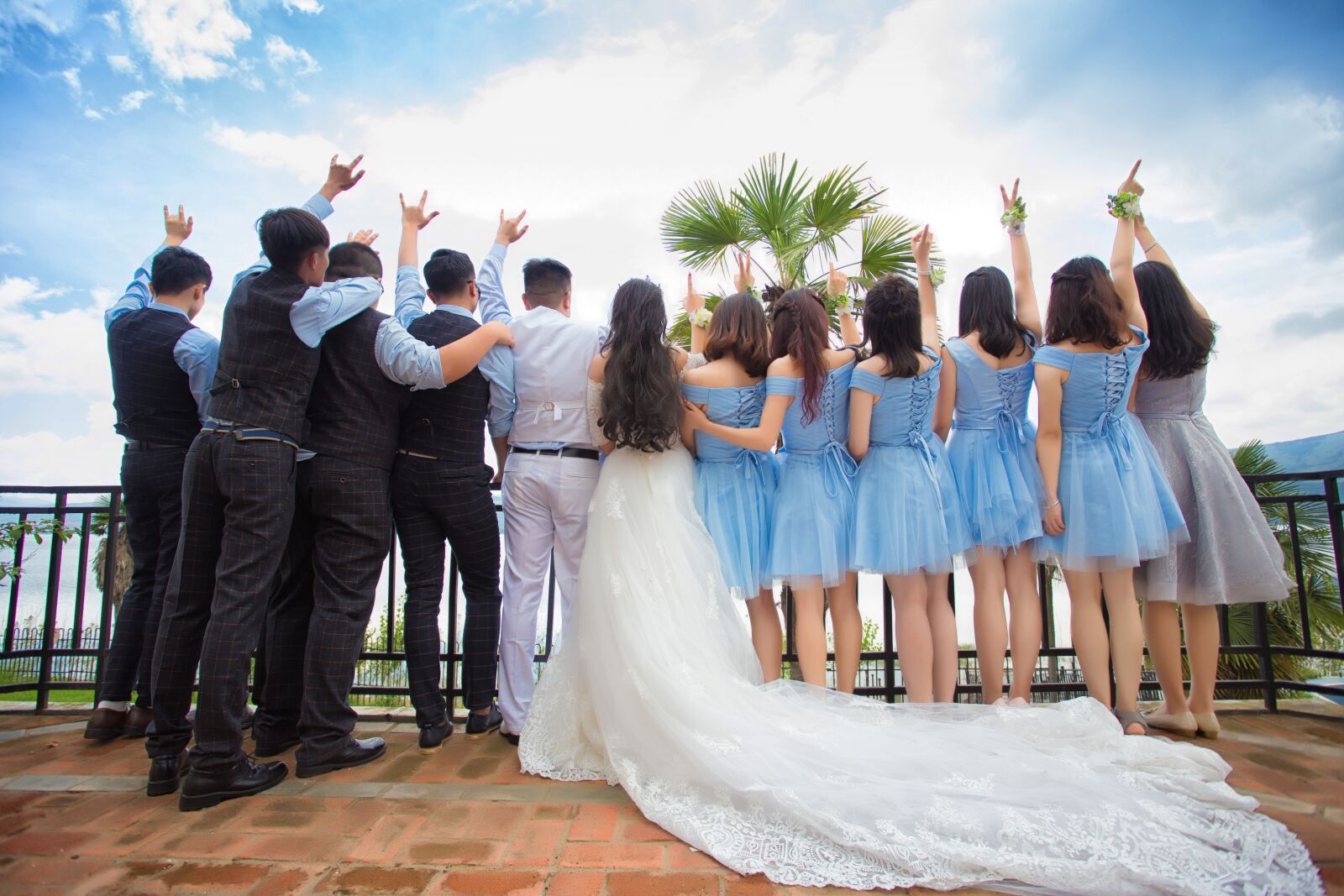 Canon EOS 6D + Canon EF 17-40mm F4L USM sample photo. Marry, married, happy photography