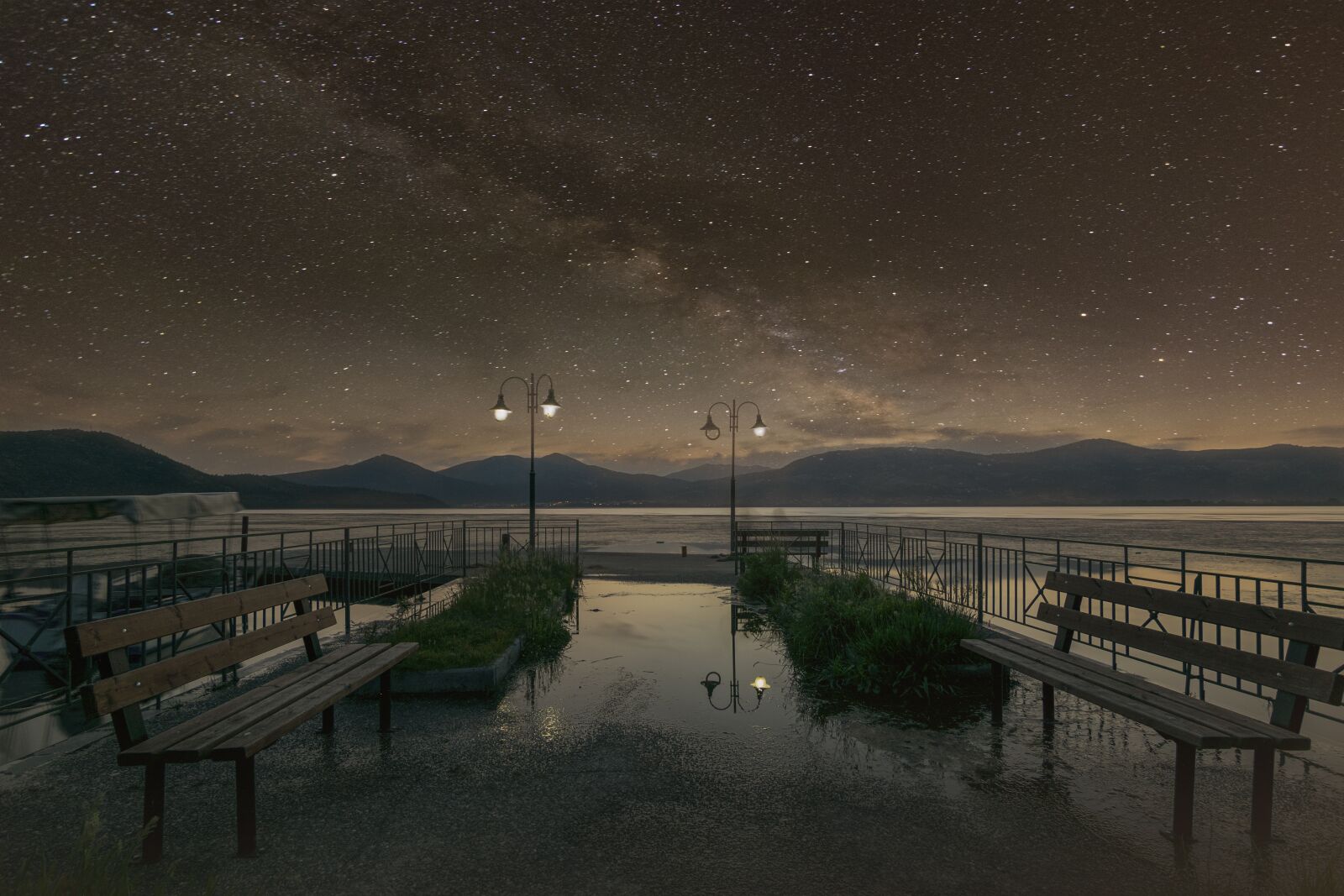 Tokina AT-X Pro 11-16mm F2.8 DX II sample photo. Milky way, lake, galaxy photography