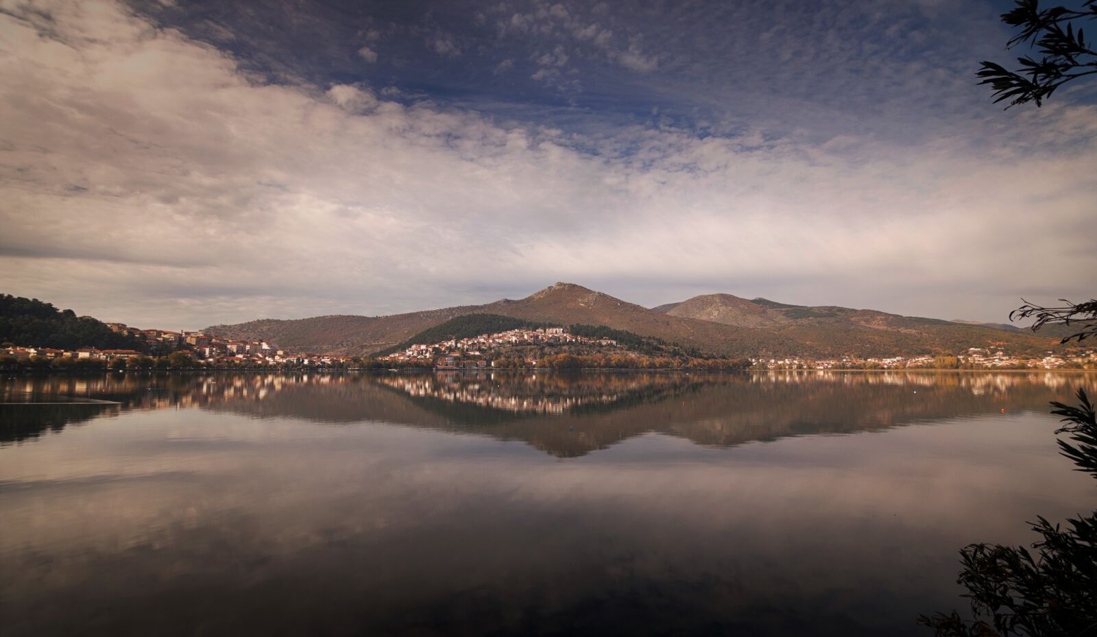 Nikon D5300 sample photo. Kastoria, lake, autumn photography