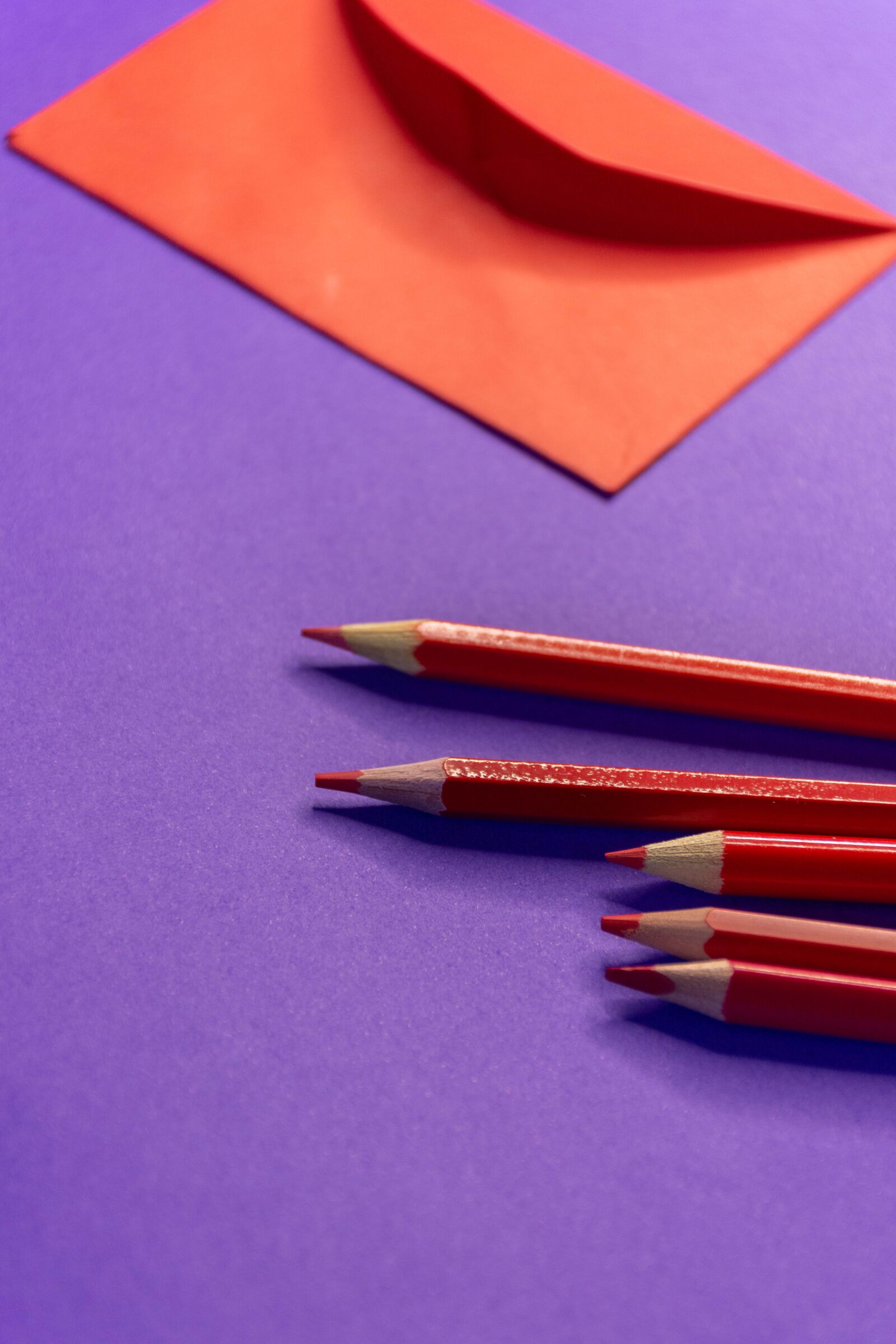 Nikon D7200 sample photo. Pencils, pink, purple photography