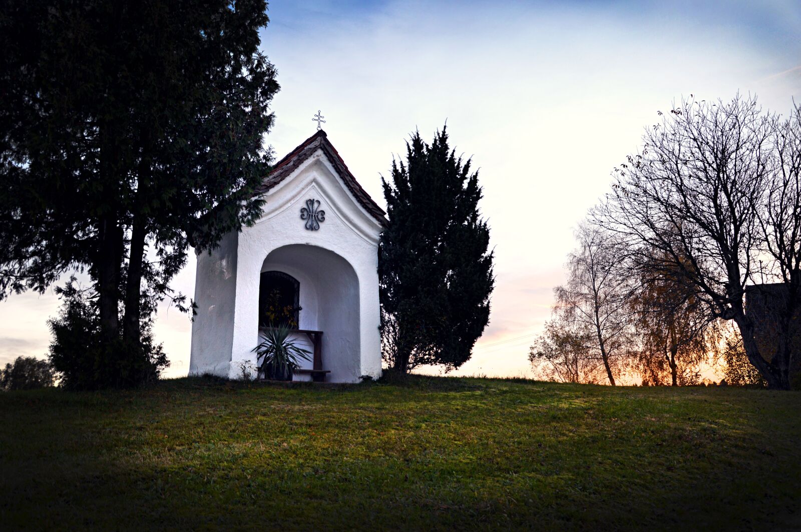 Nikon D3200 sample photo. Chapel, sky, church photography