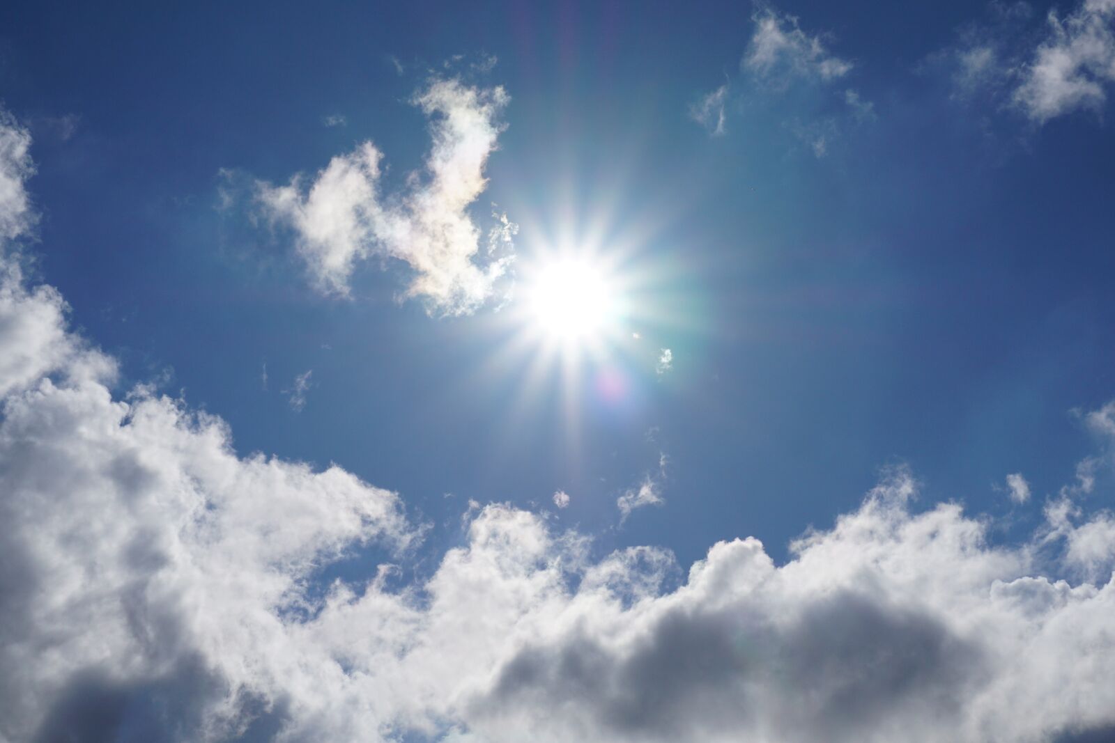 Sony a6000 sample photo. Sun, rays, sky photography