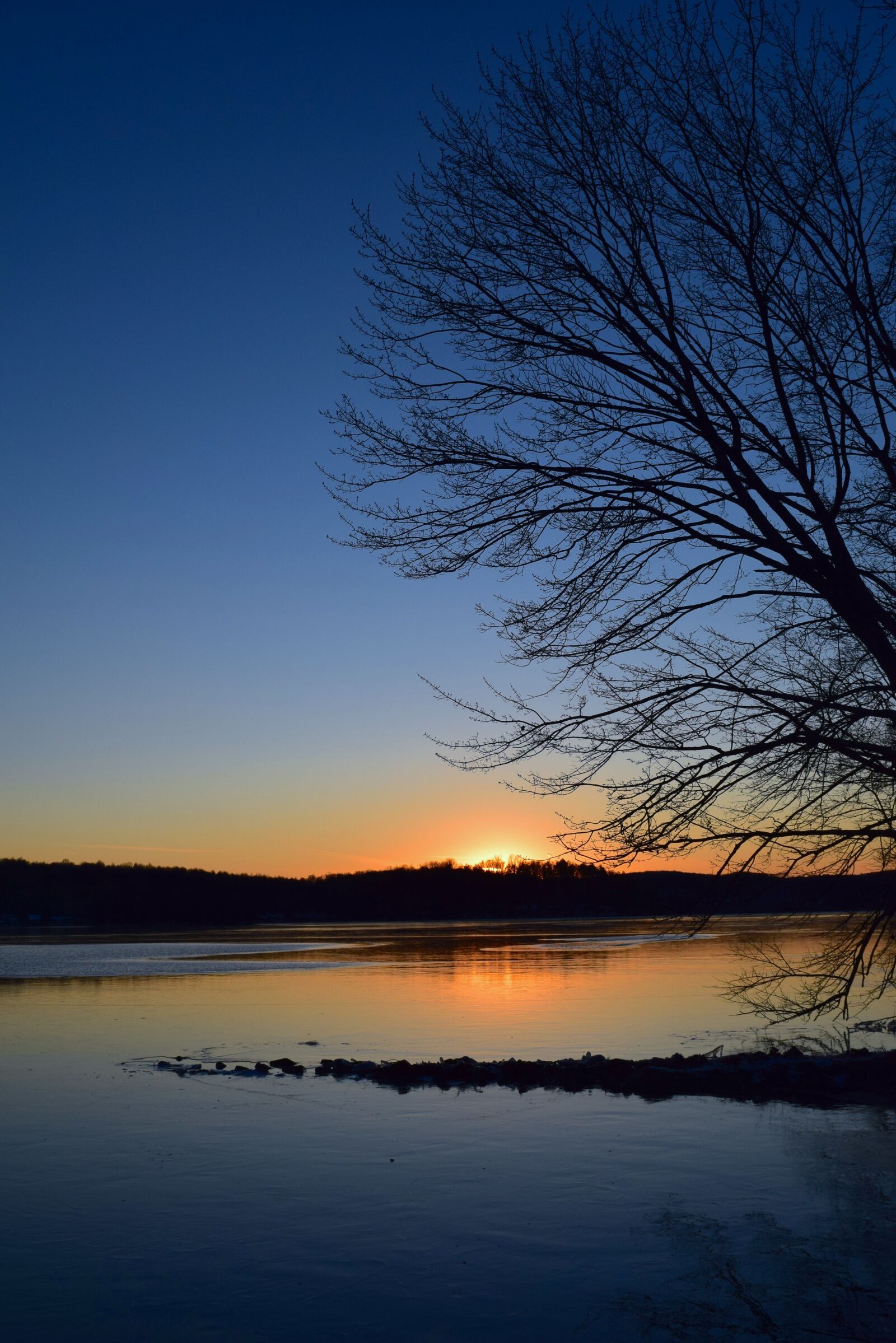 Nikon D3300 sample photo. Lake, sunset, frozen photography