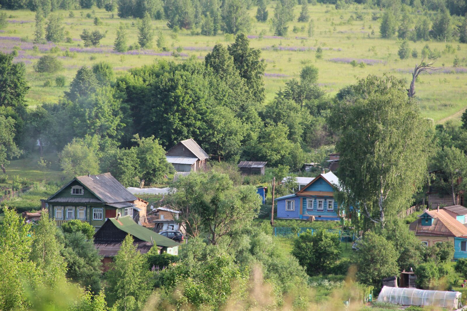 Canon EOS 600D (Rebel EOS T3i / EOS Kiss X5) sample photo. Village, house, countryside photography