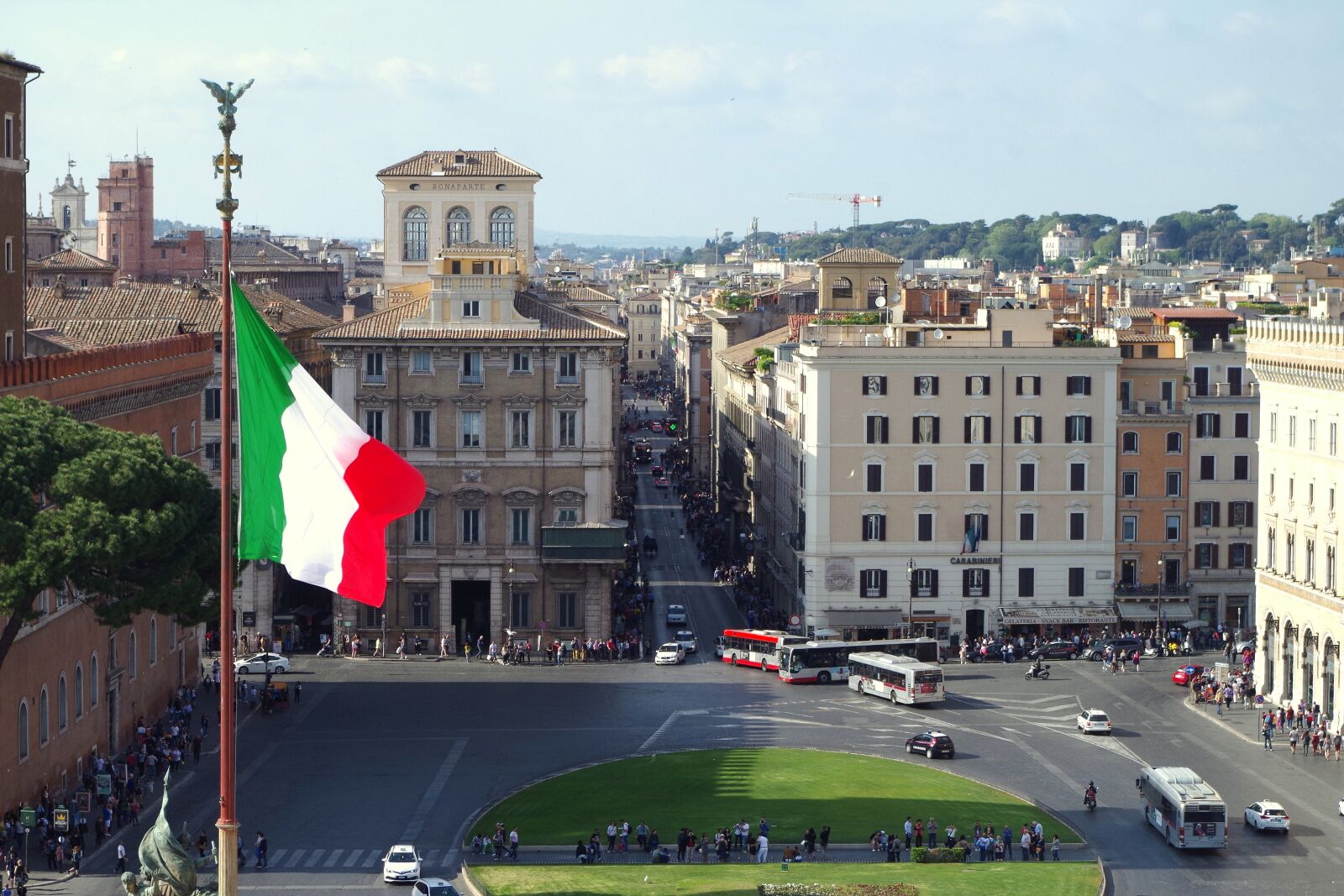 Pentax K-30 sample photo. Rome, italy, piazza venecia photography