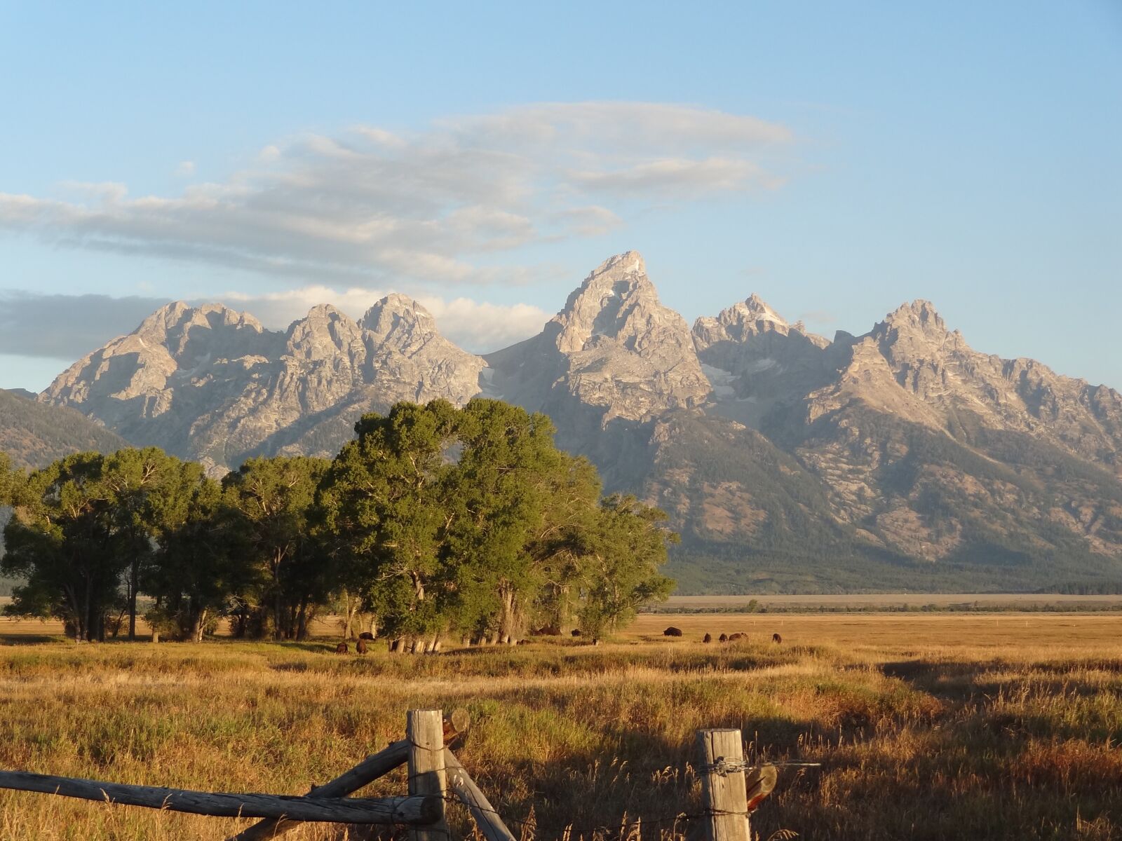 Sony Cyber-shot DSC-HX9V sample photo. Mountains, nature, landscape photography