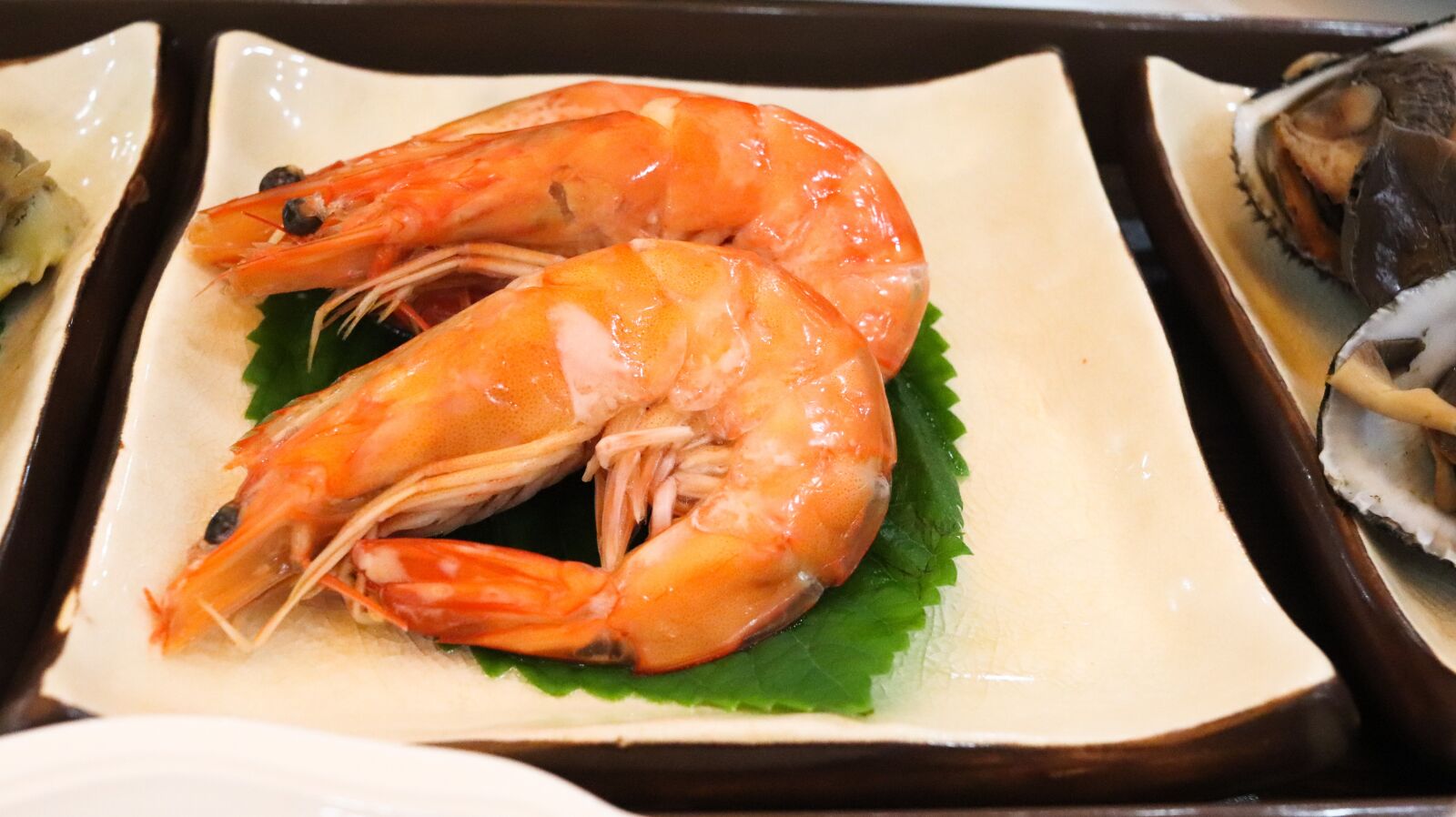 Canon EF-S 24mm F2.8 STM sample photo. Shrimp, sashimi house, sashimi photography