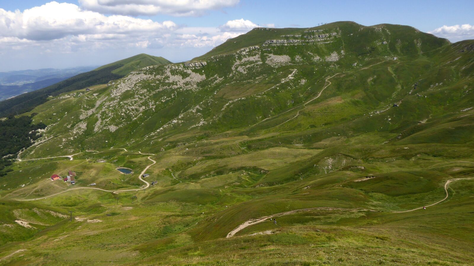Panasonic Lumix DMC-ZS40 (Lumix DMC-TZ60) sample photo. Corno alle scale, appennino photography