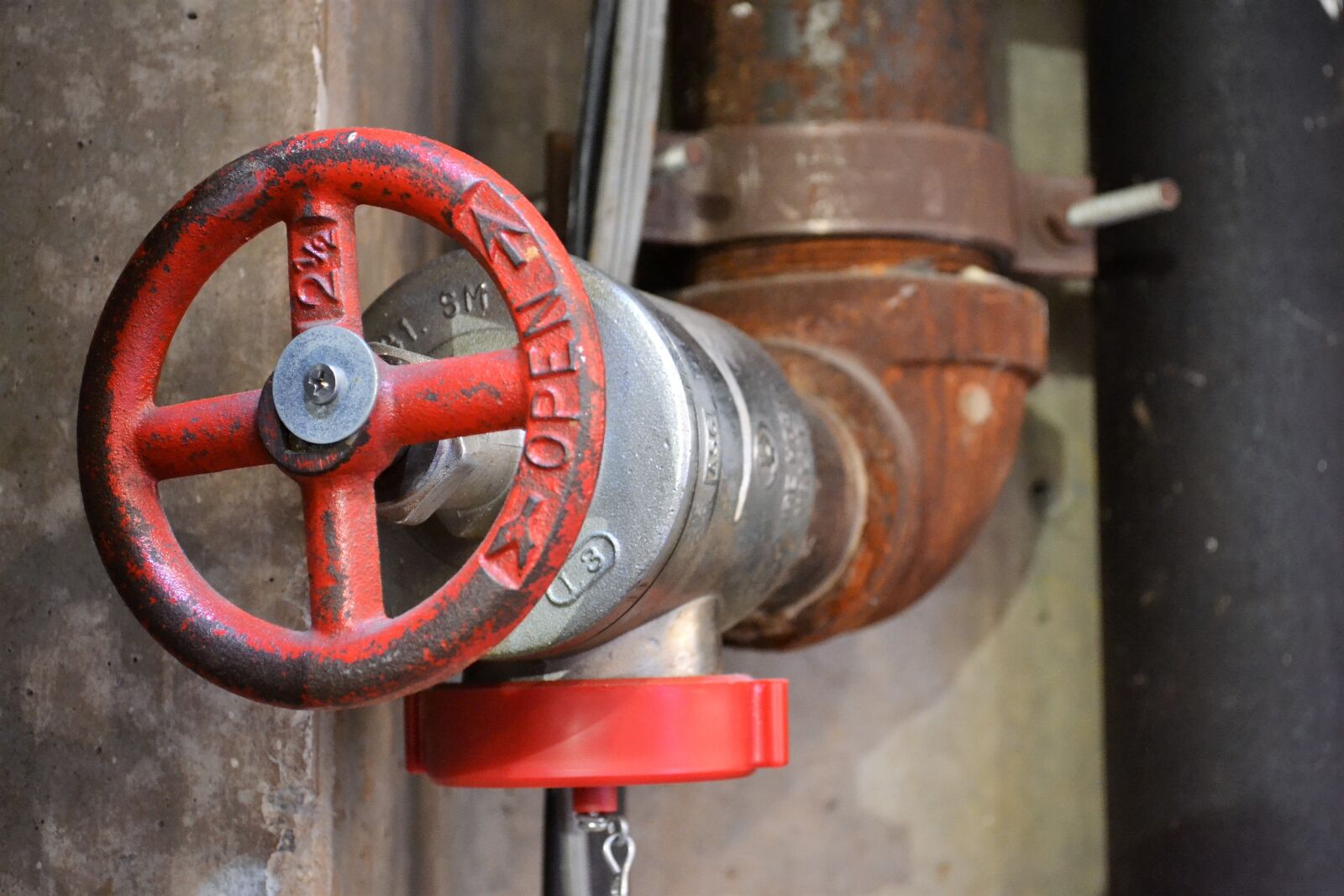 Nikon D3100 sample photo. Water pipe, gauge, 2 1 2 inch photography