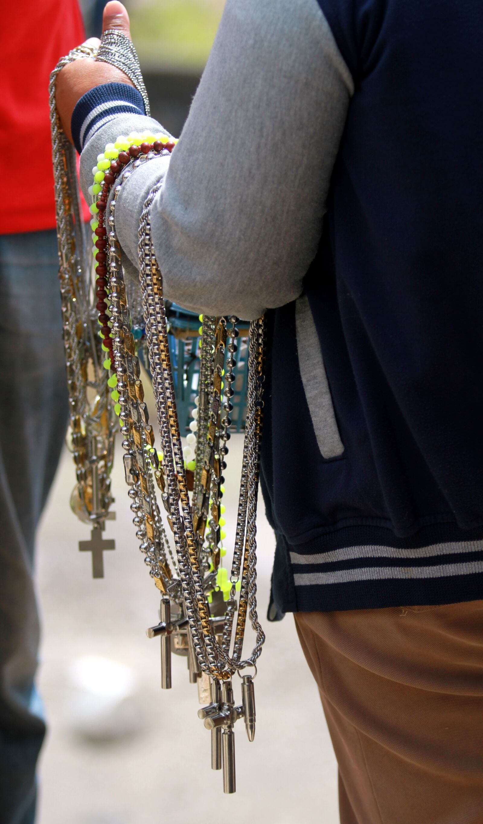 Canon EOS 7D sample photo. Cross, seller, small photography